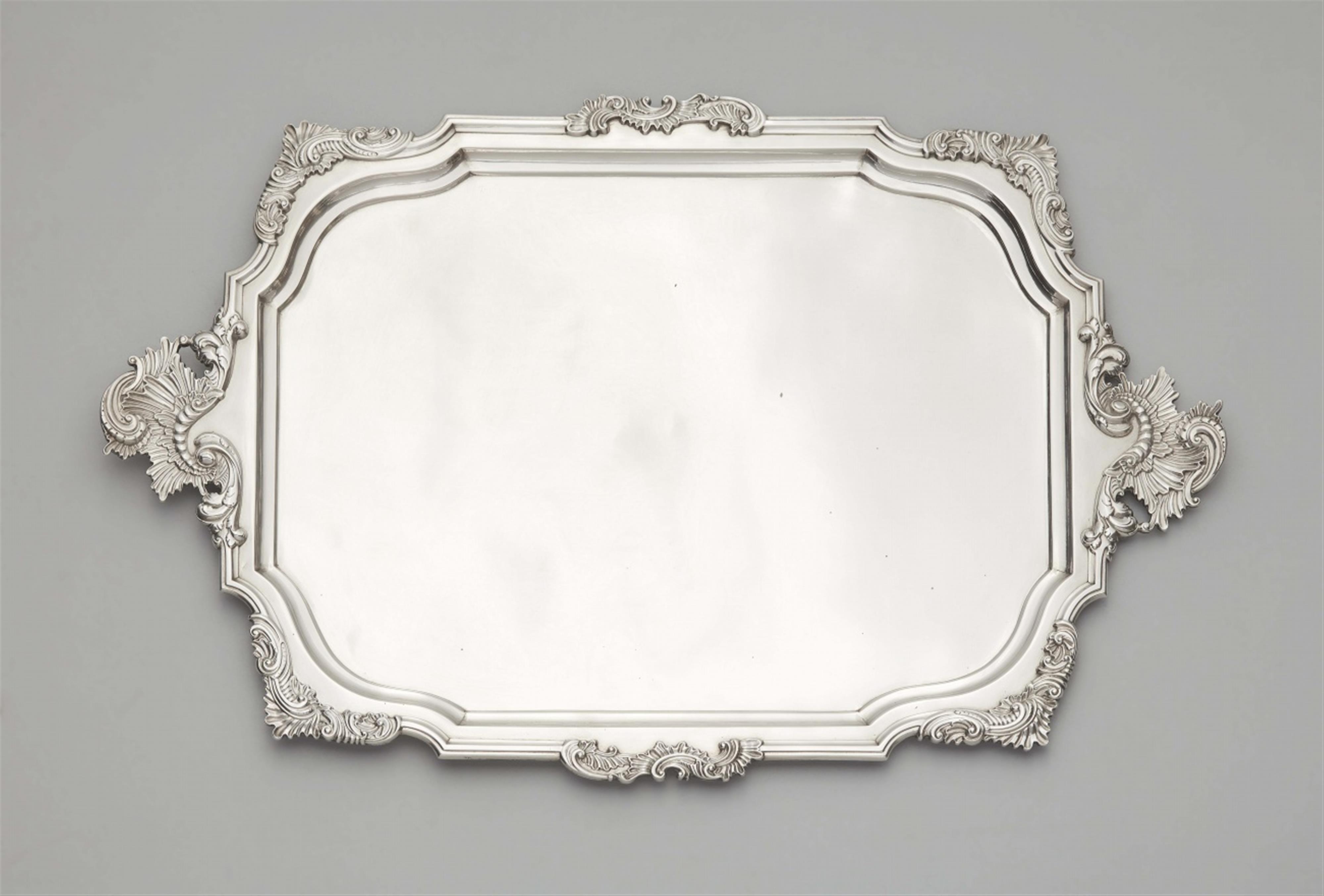 A Leiden Rococo silver platter - image-1