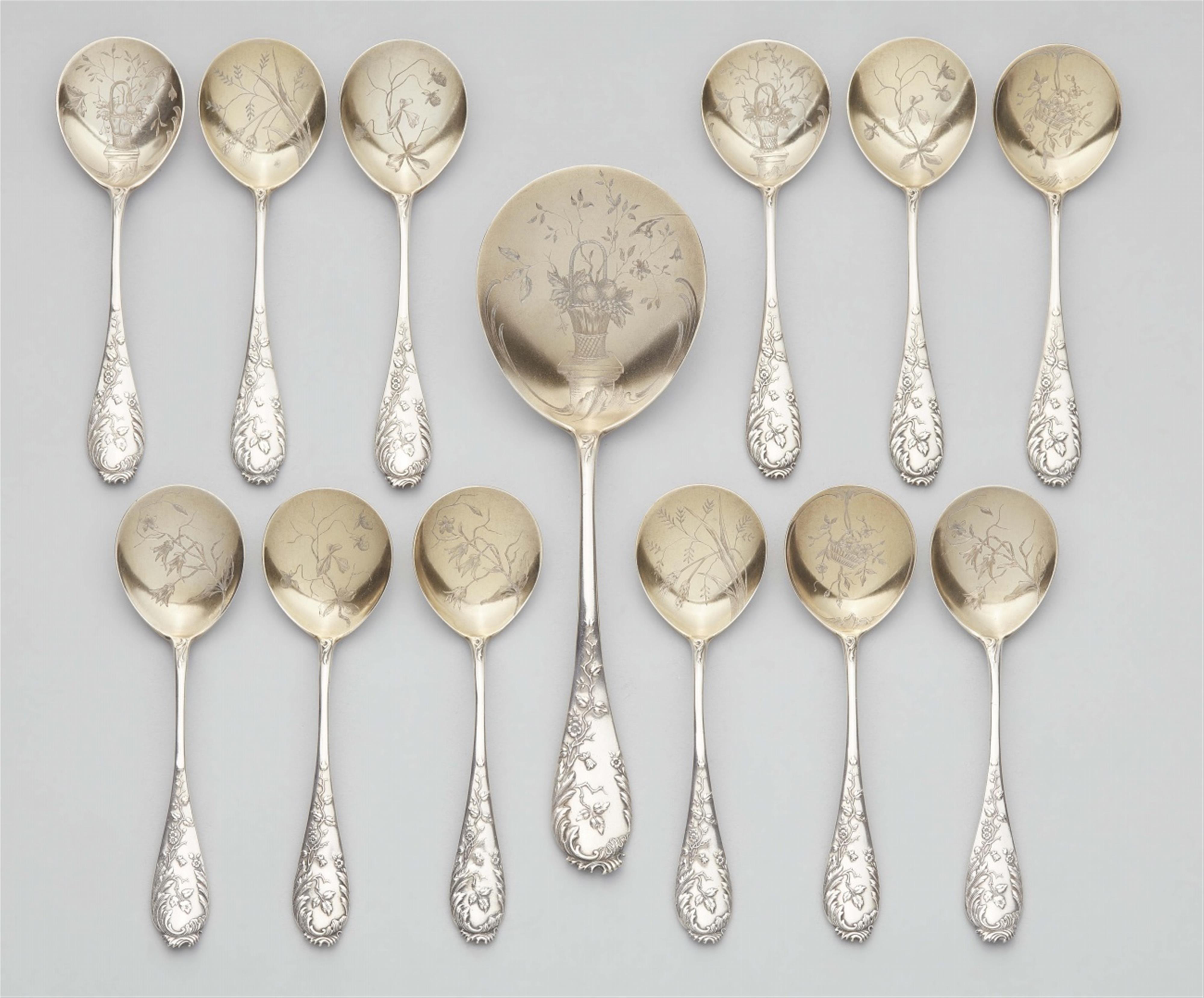 A Moscow parcel gilt silver ice cream cutlery set - image-1