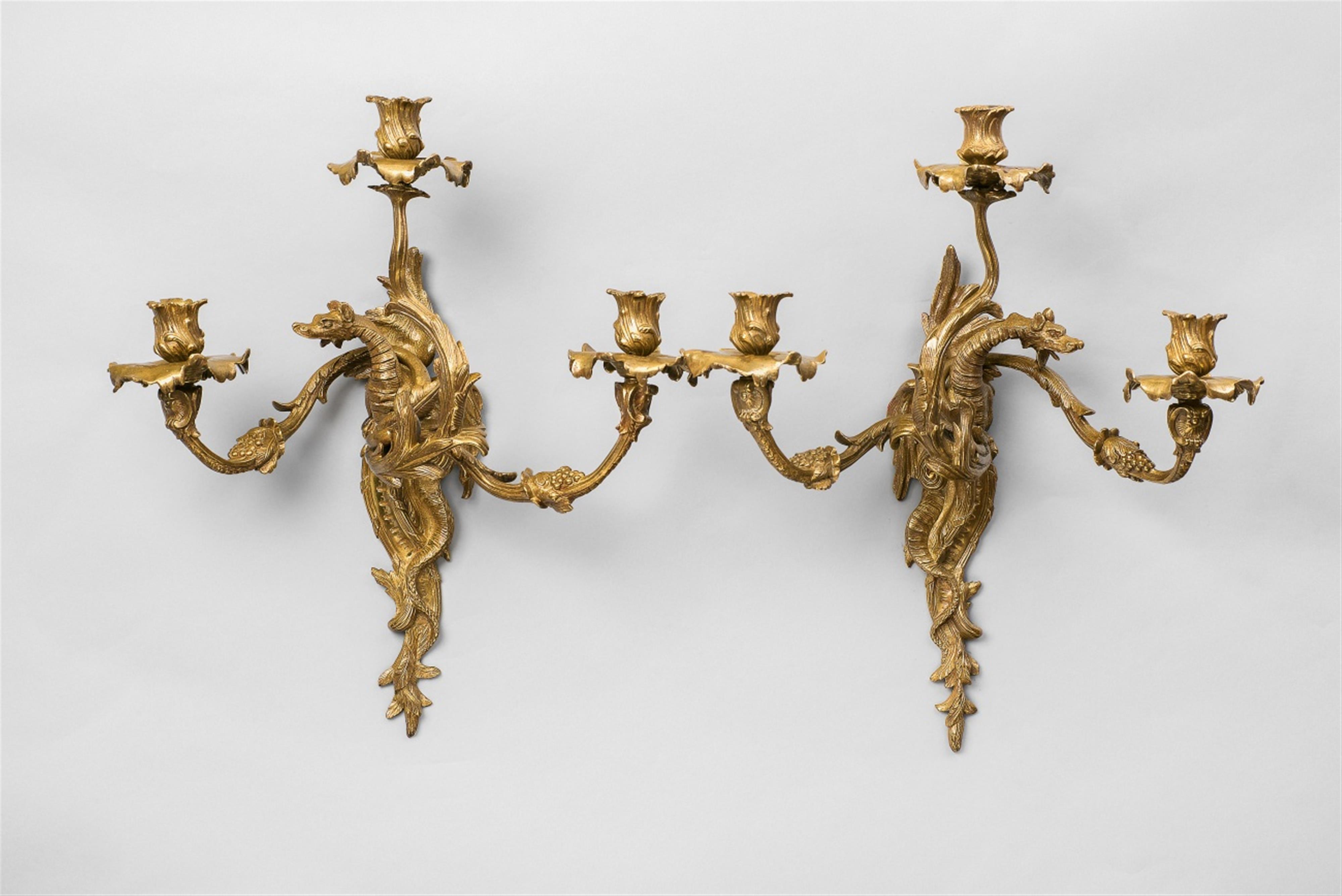 A pair of French ormolu appliques with dragons - image-1