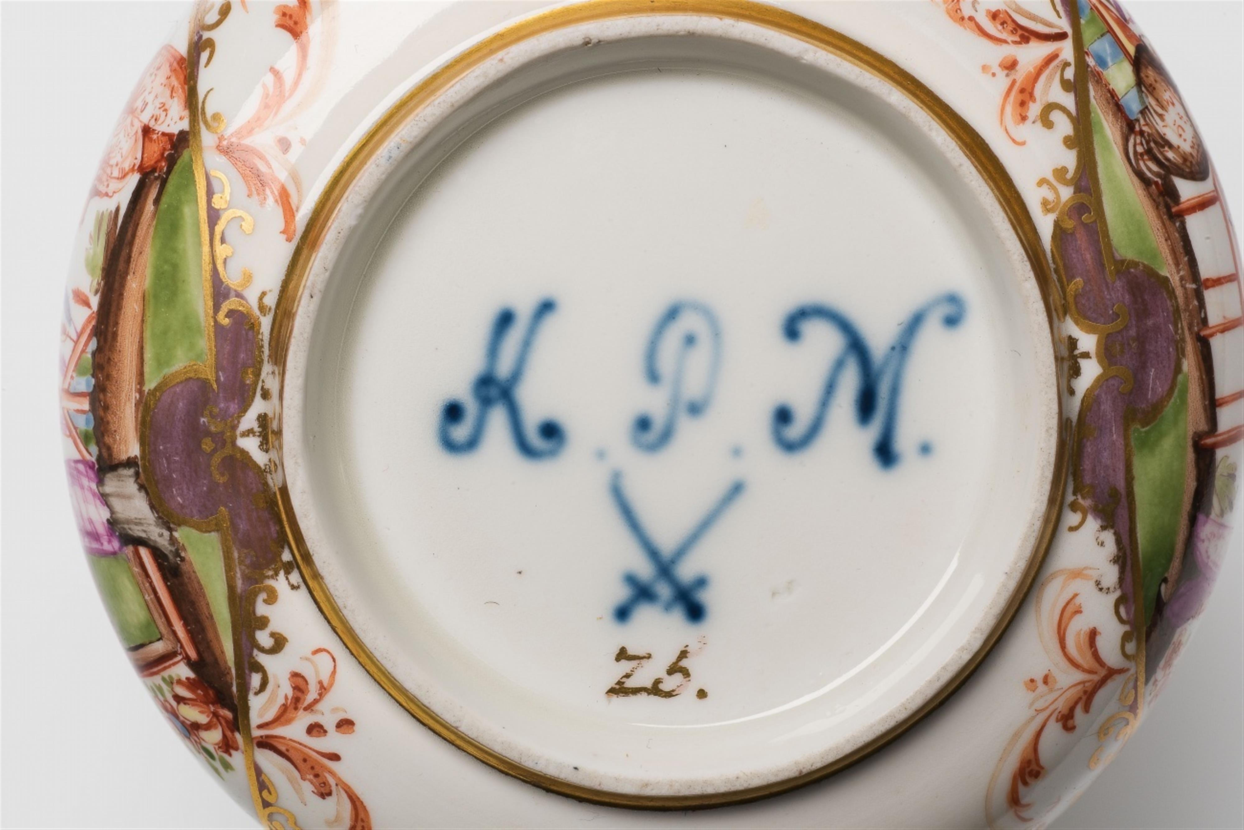 An early Meissen porcelain teapot with a KPM mark - image-2