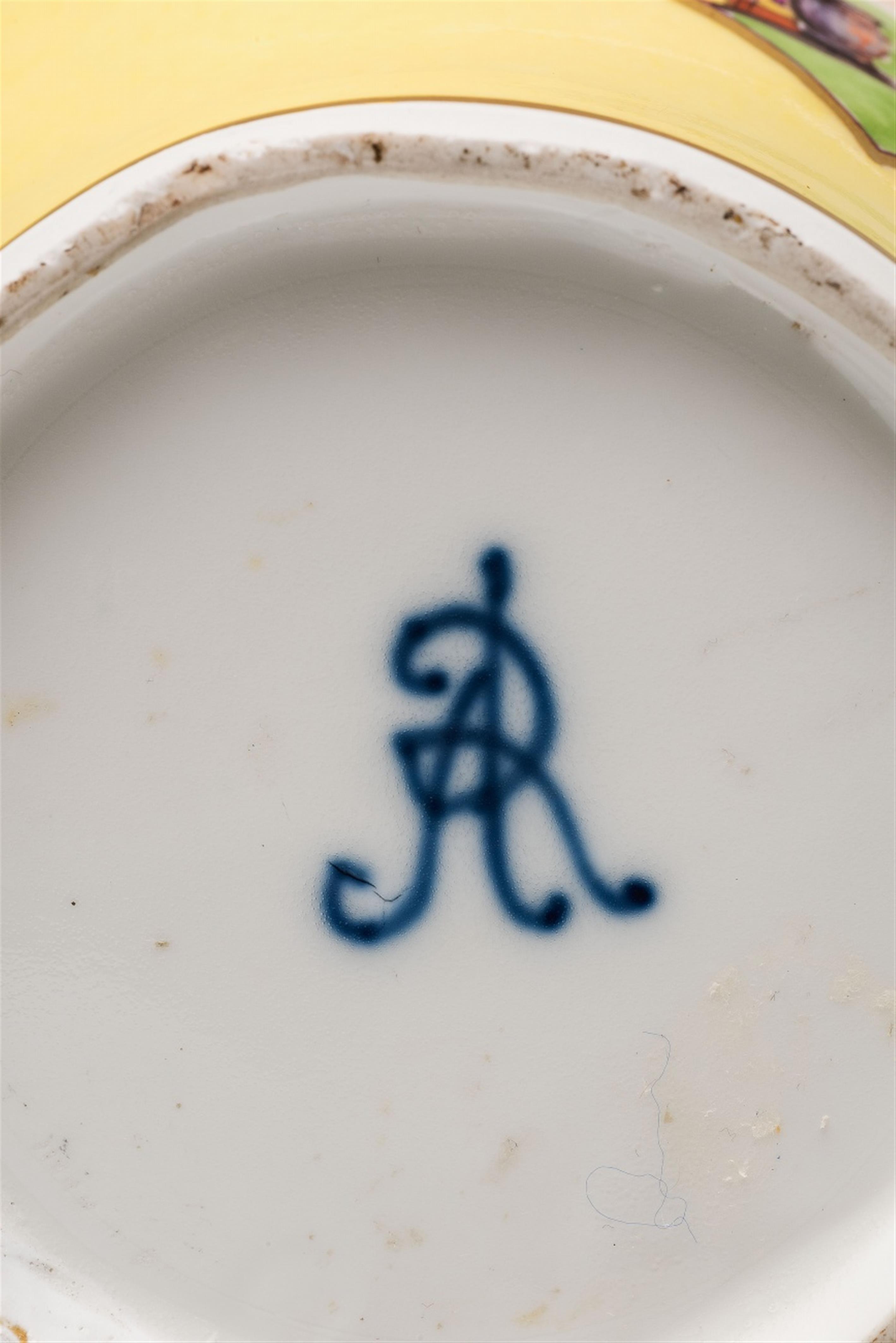 A Meissen porcelain Augustus Rex vase with yellow ground - image-3