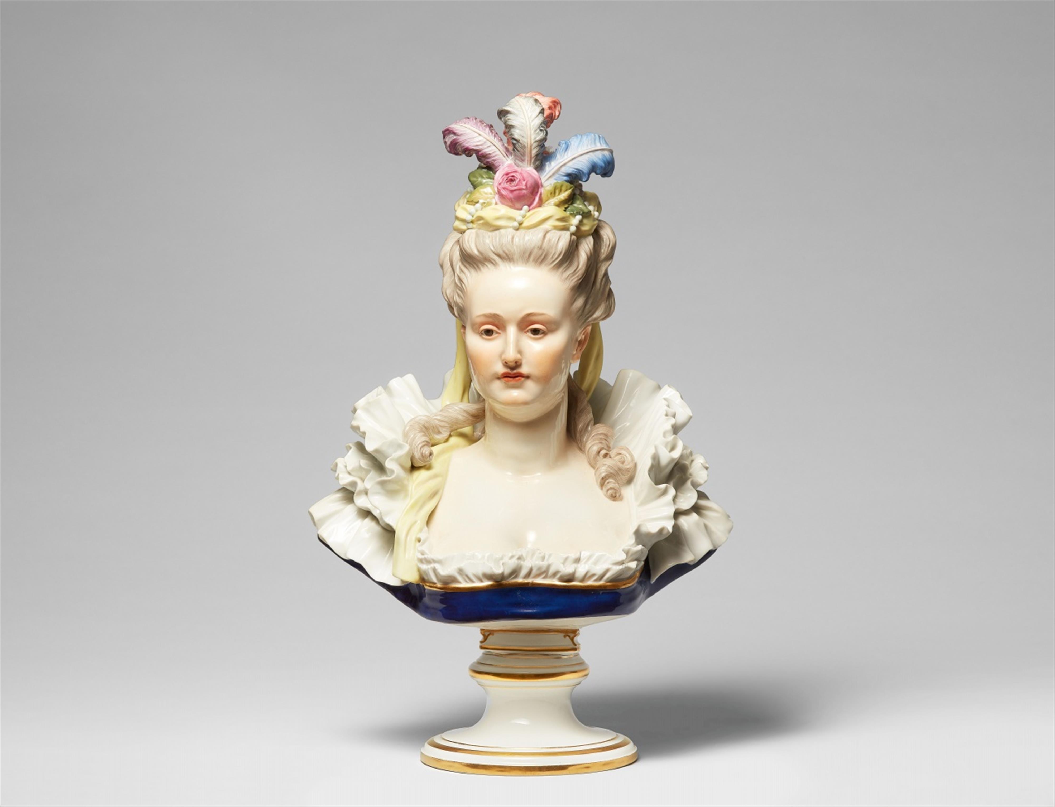 A Meissen porcelain bust of a lady - image-1