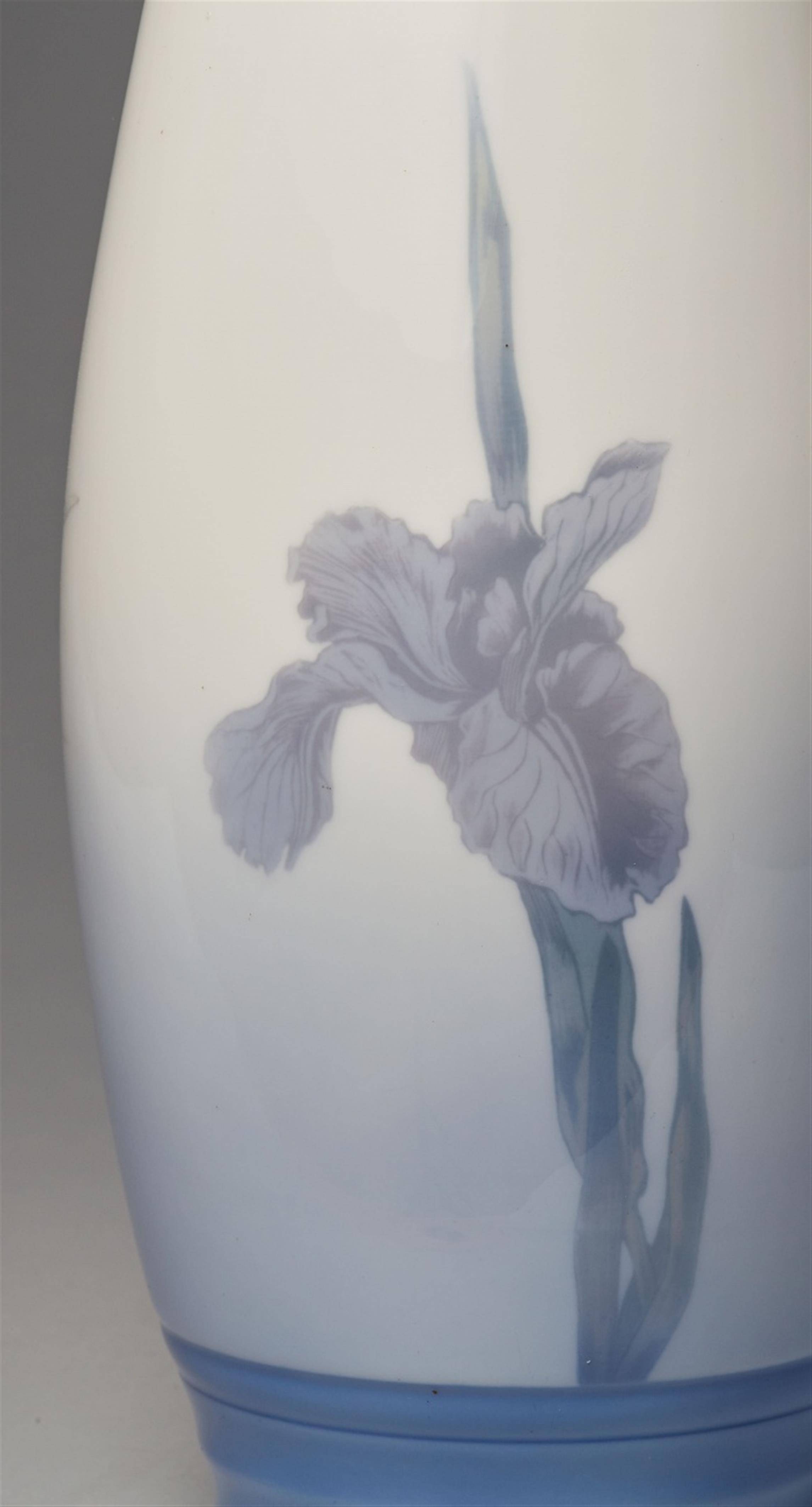 Vase mit Iris - image-3