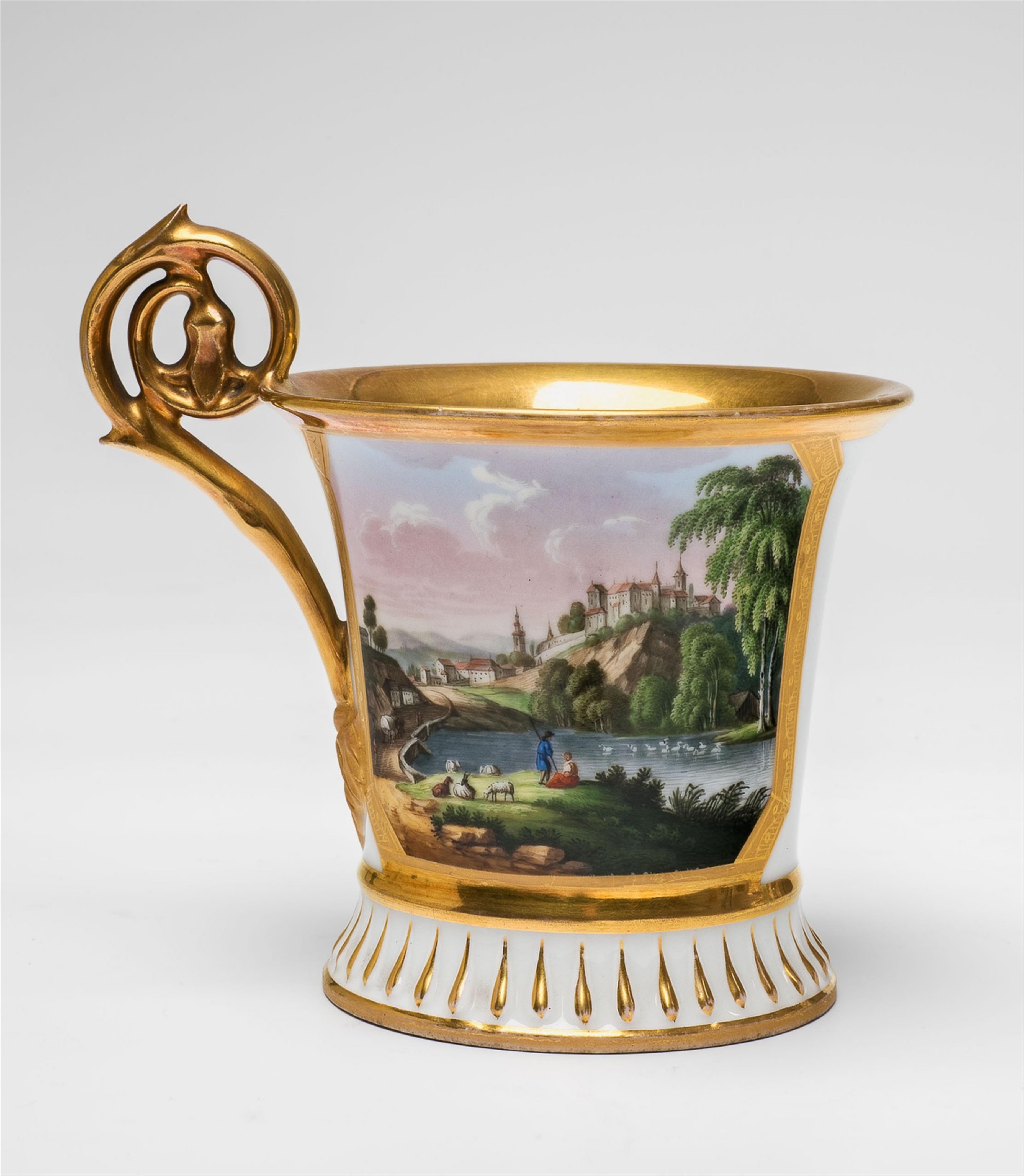 A Bohemian porcelain cup with painted views - image-7