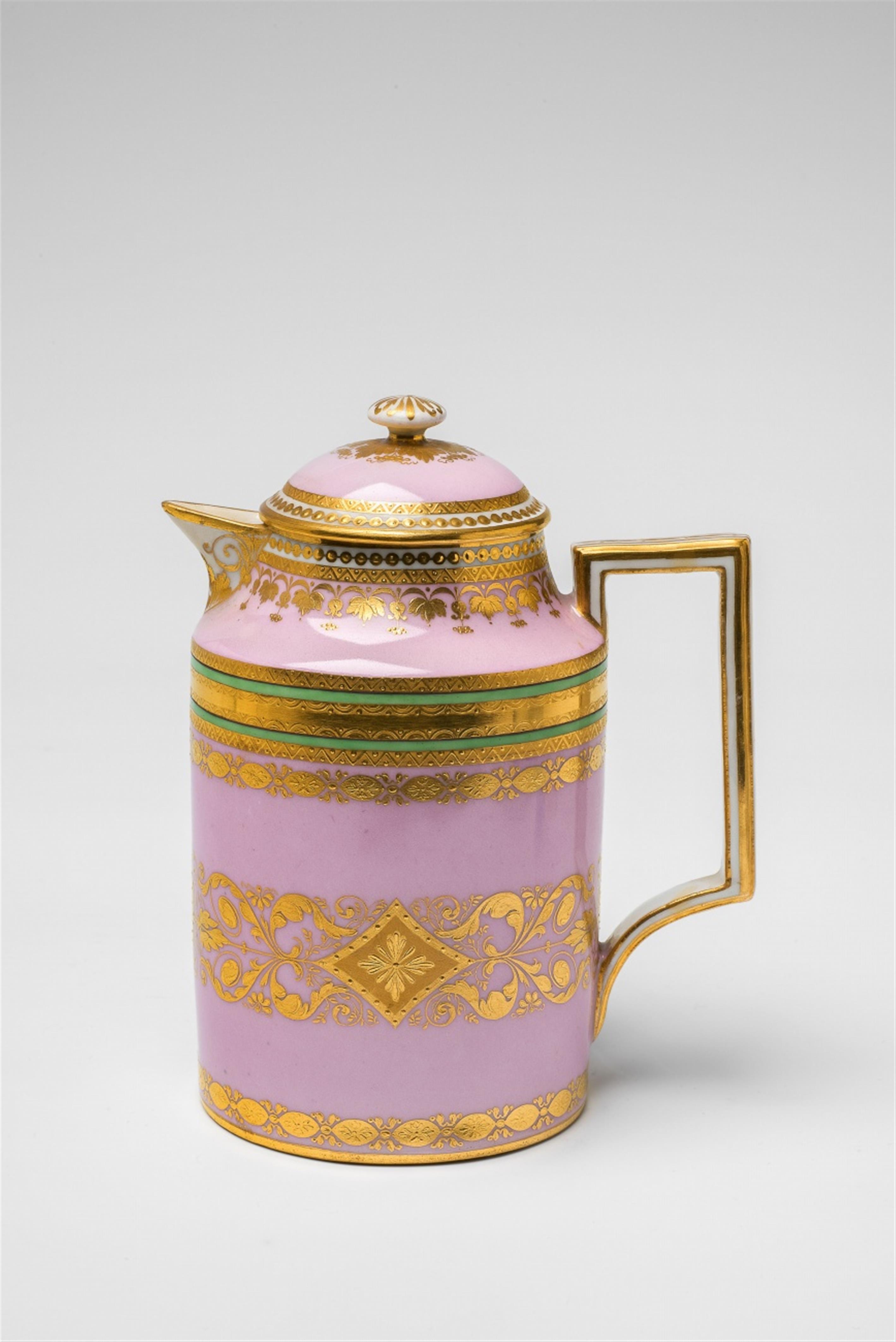 A Vienna porcelain coffee pot from a solitaire - image-1