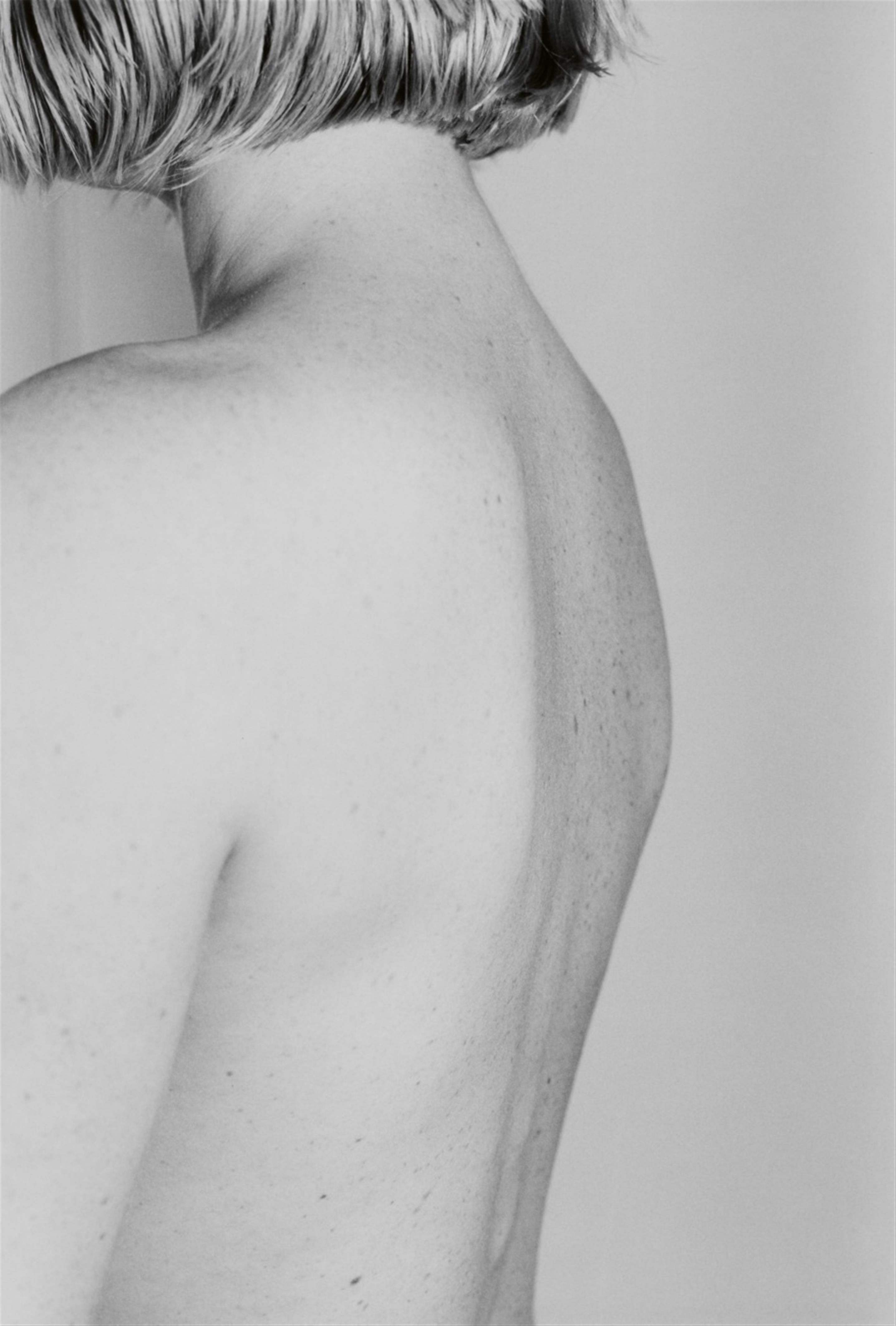 Michael Schmidt - Untitled (from the series: Frauen) - image-1