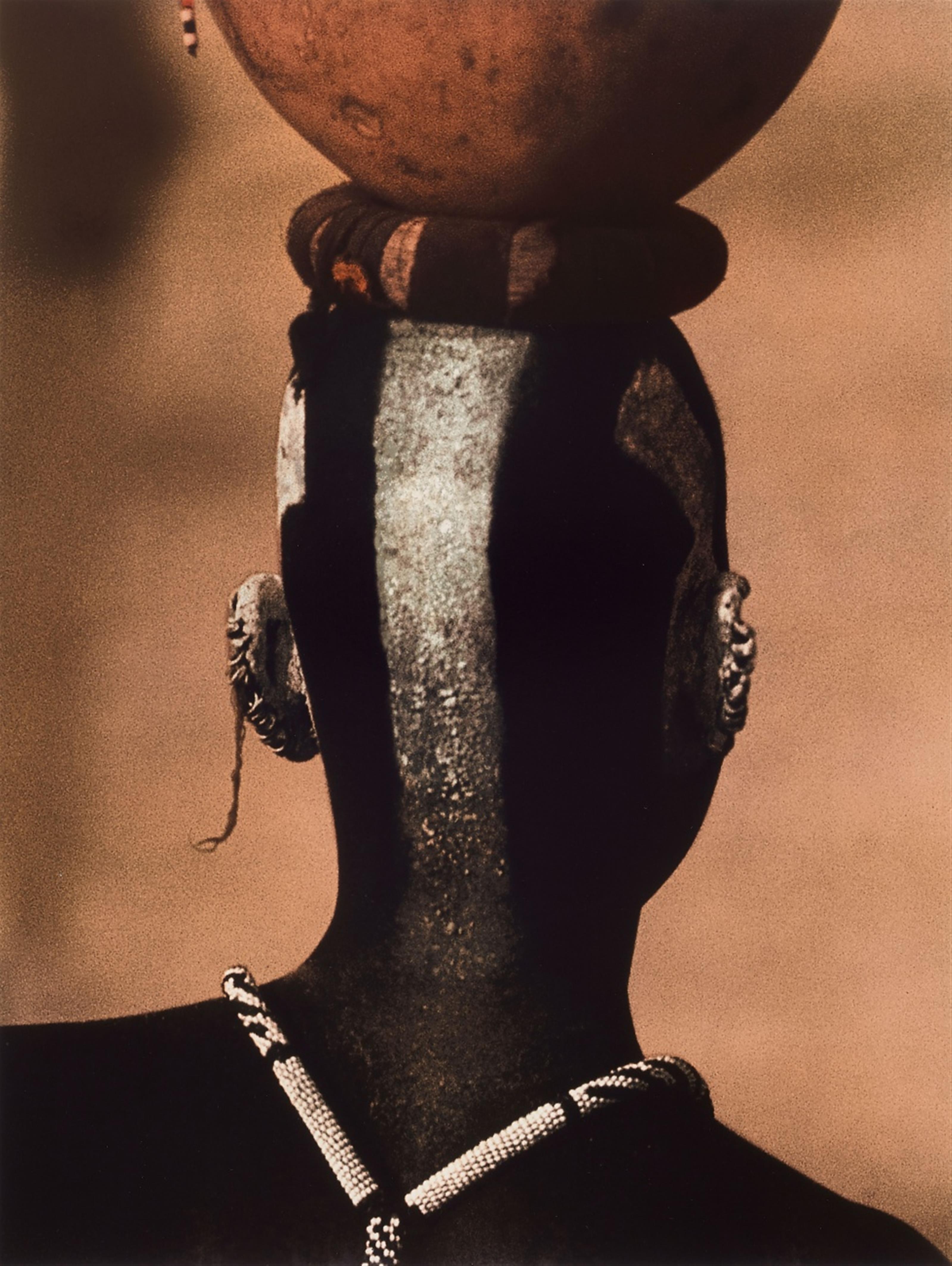 Leni Riefenstahl - Nuba Portfolio - image-25