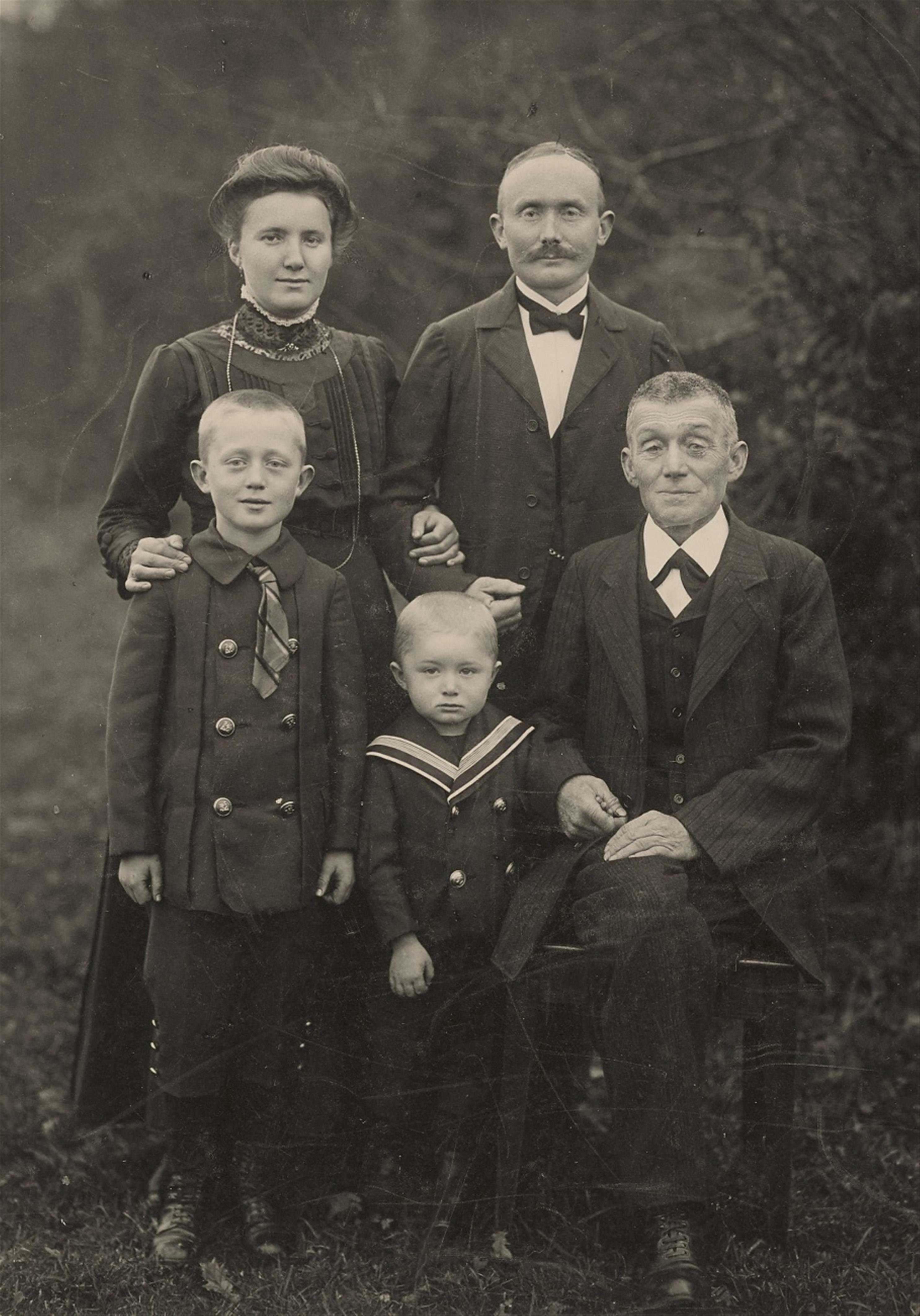 August Sander - Untitled (Family, Westerwald) - image-1