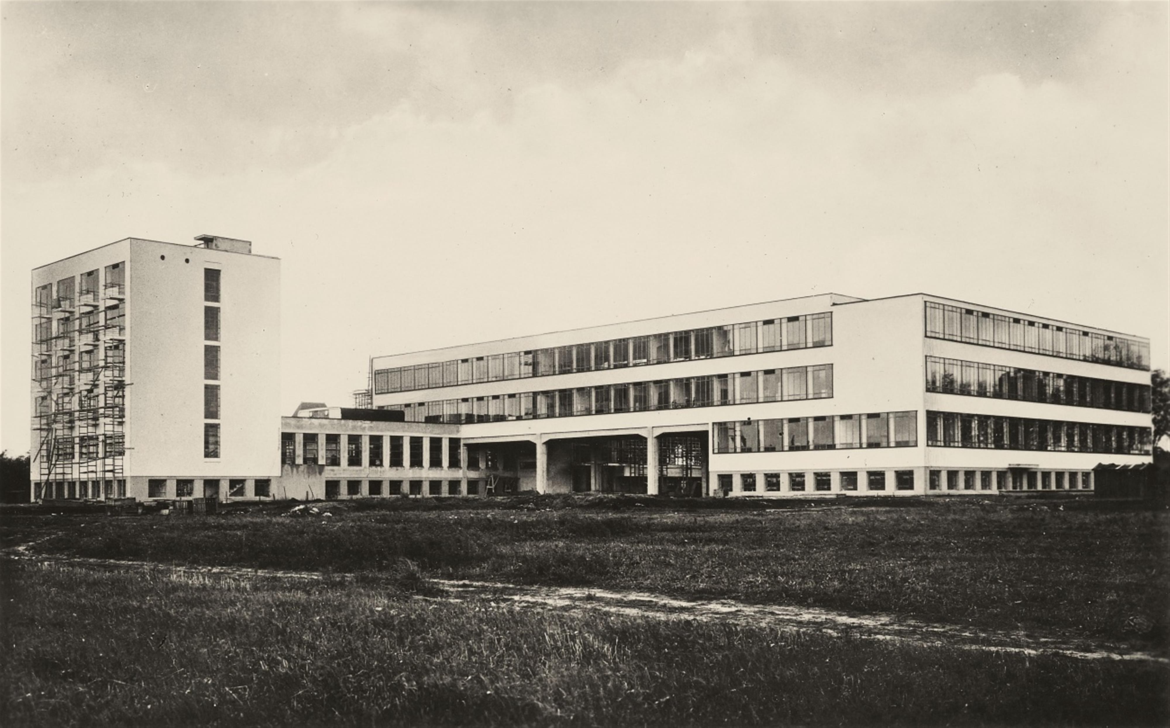 Lucia Moholy
Erich Consemüller - Bauhaus Dessau - image-7