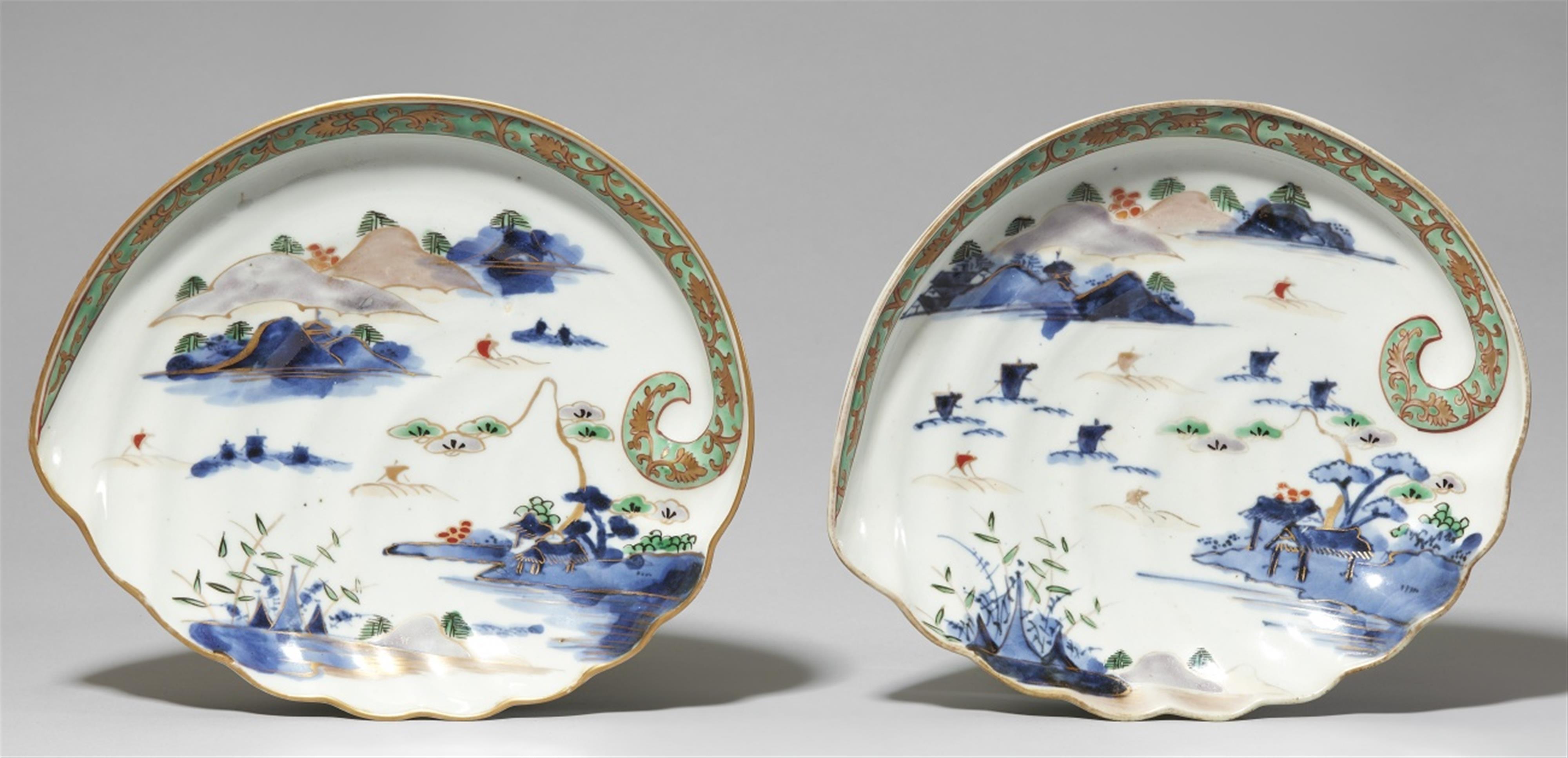 Two Arita awabi-shaped dishes. Late 18th century - image-1