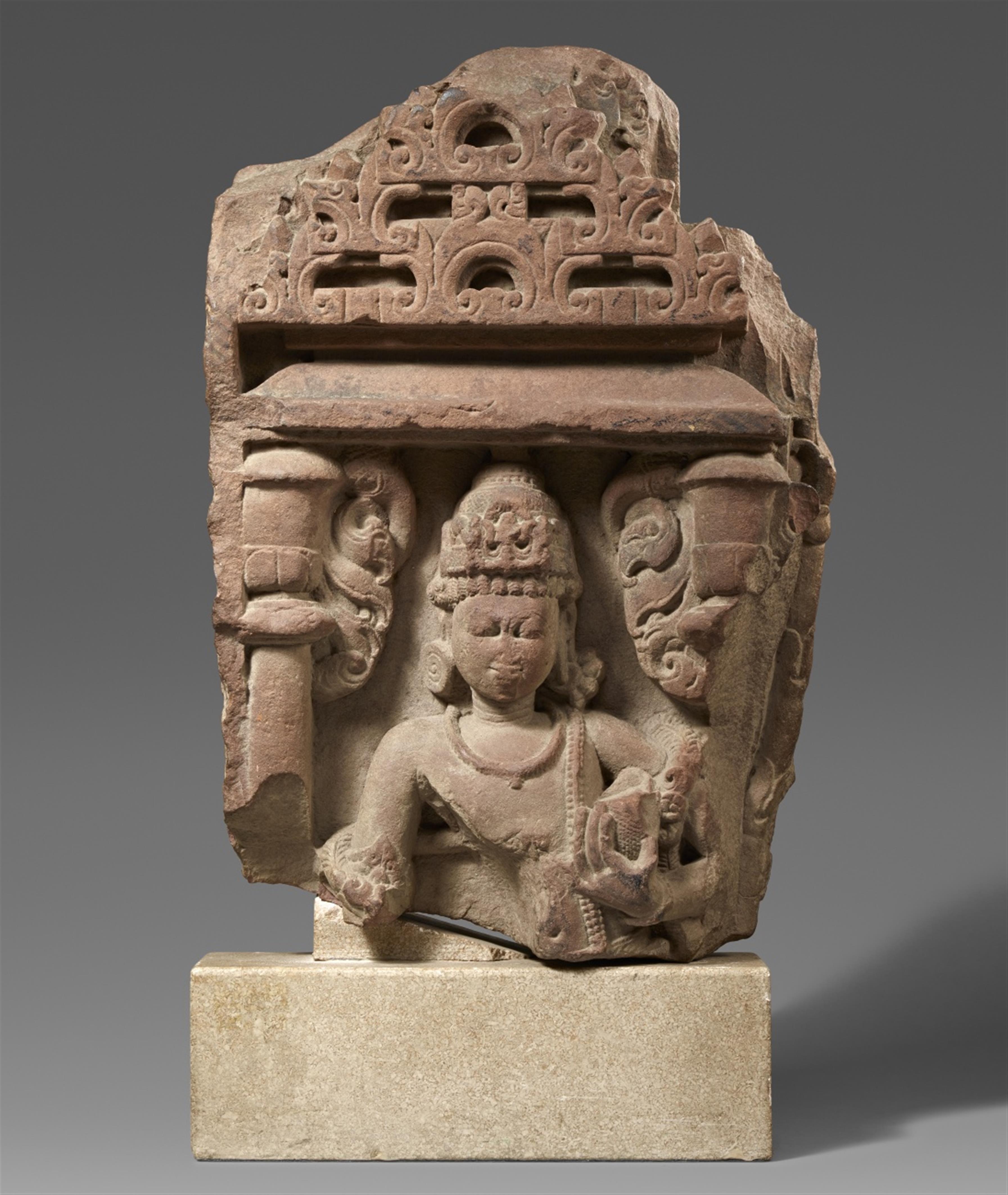 A Central Indian reddish sandstone architectural fragment. 11th/12th century - image-1