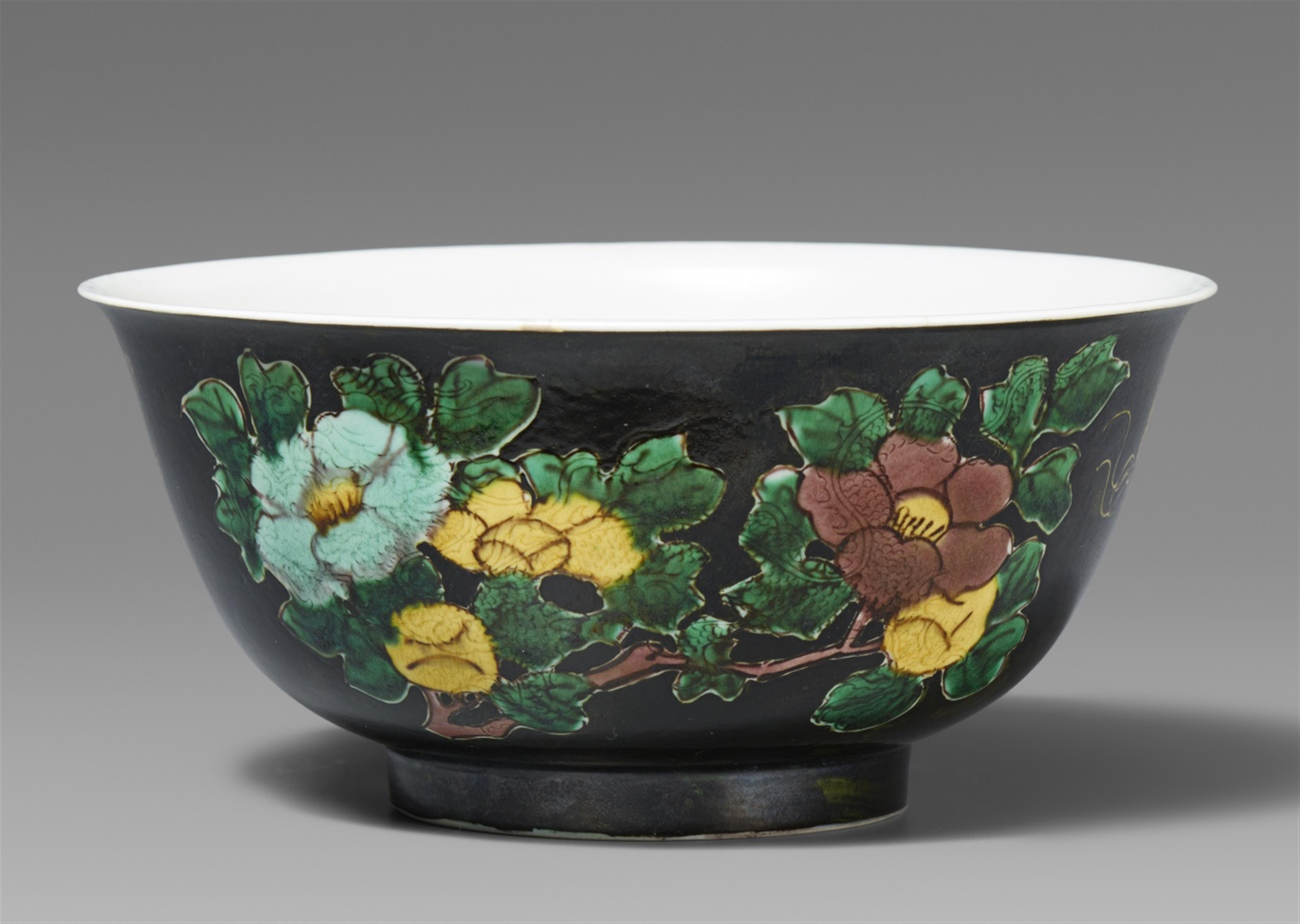 A famille nore bowl - image-1