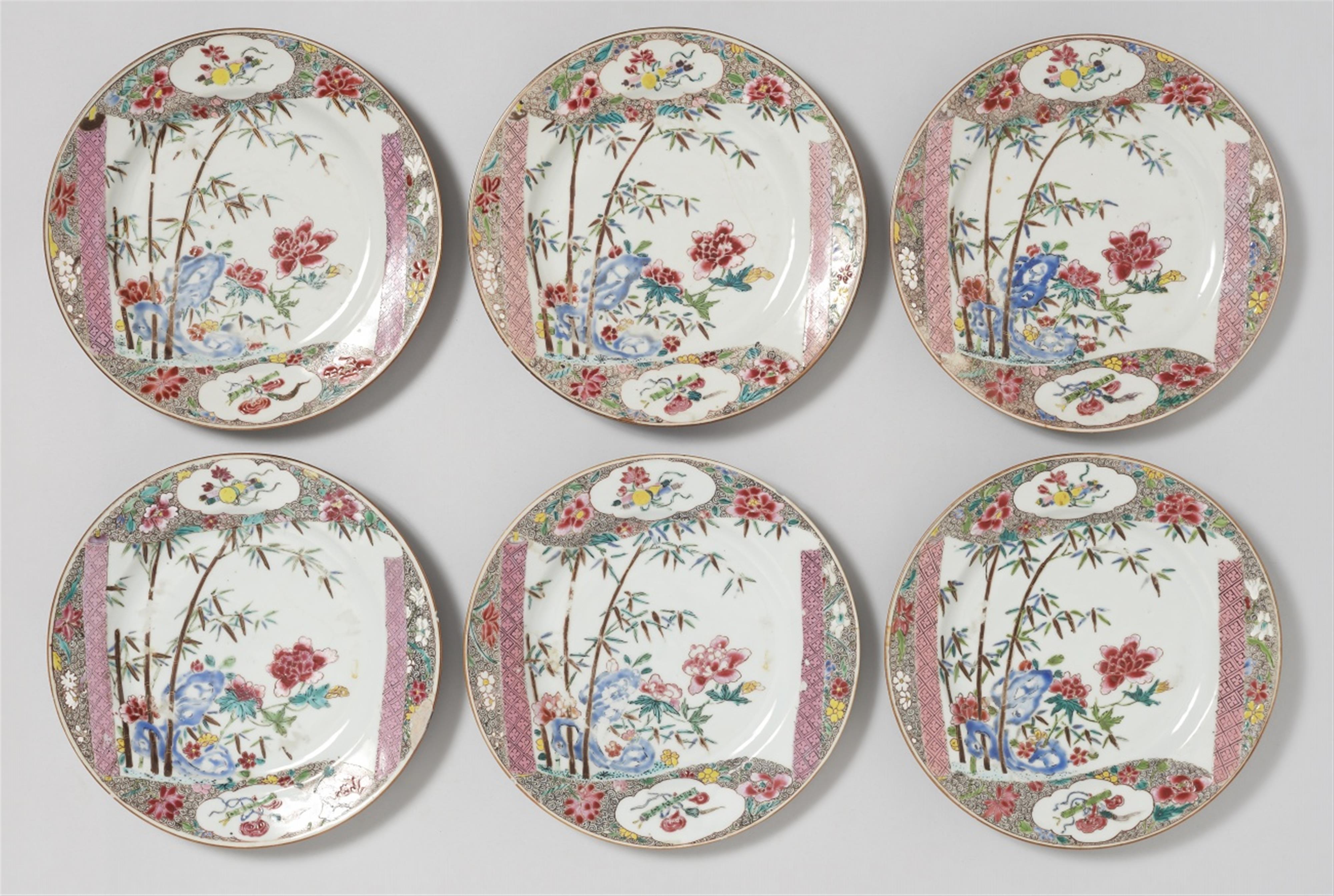 Sechs famille rose-Teller. Qianlong-Periode (1735-1796) - image-1
