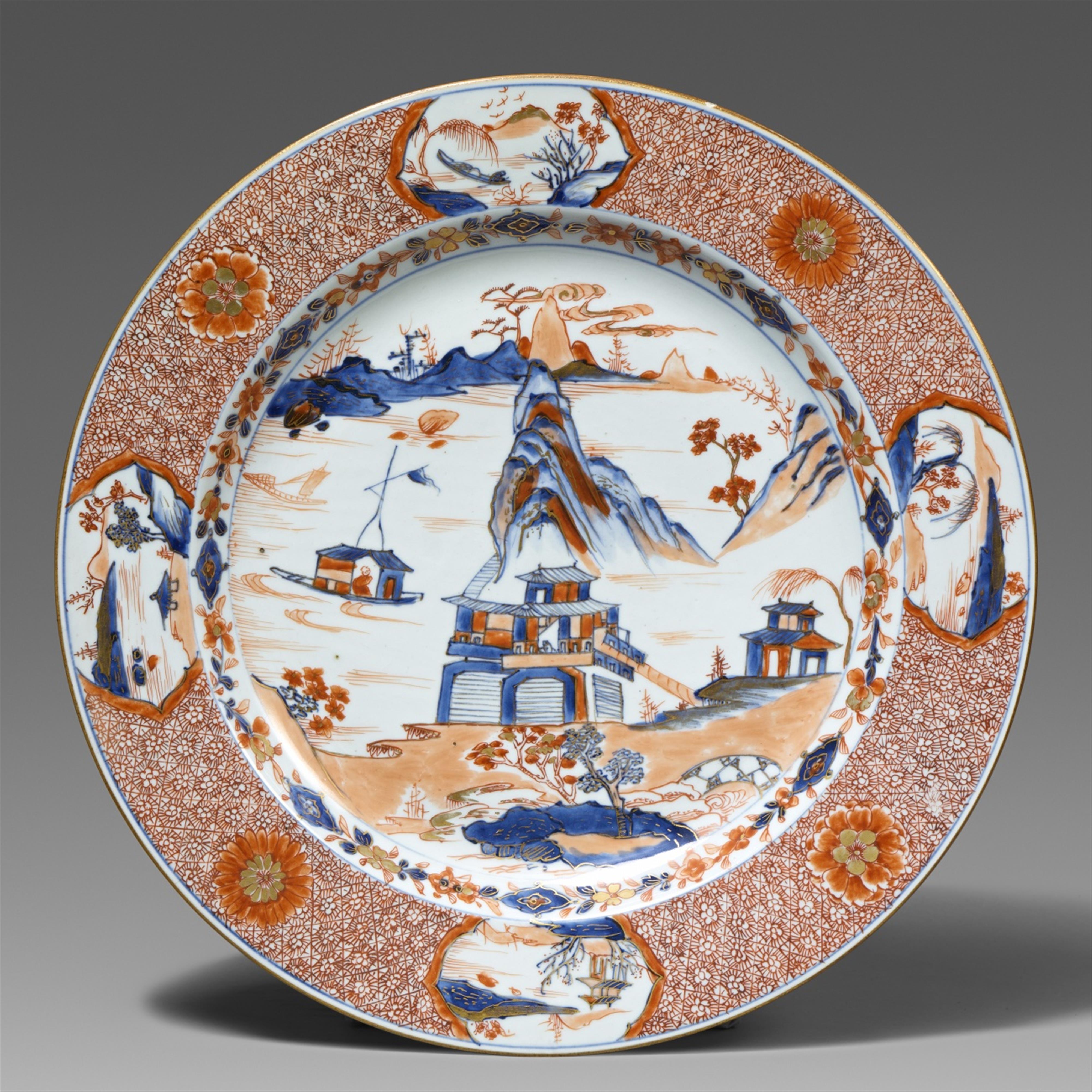 Chinesische Imari-Platte. Kangxi-Periode (1662-1722) - image-1