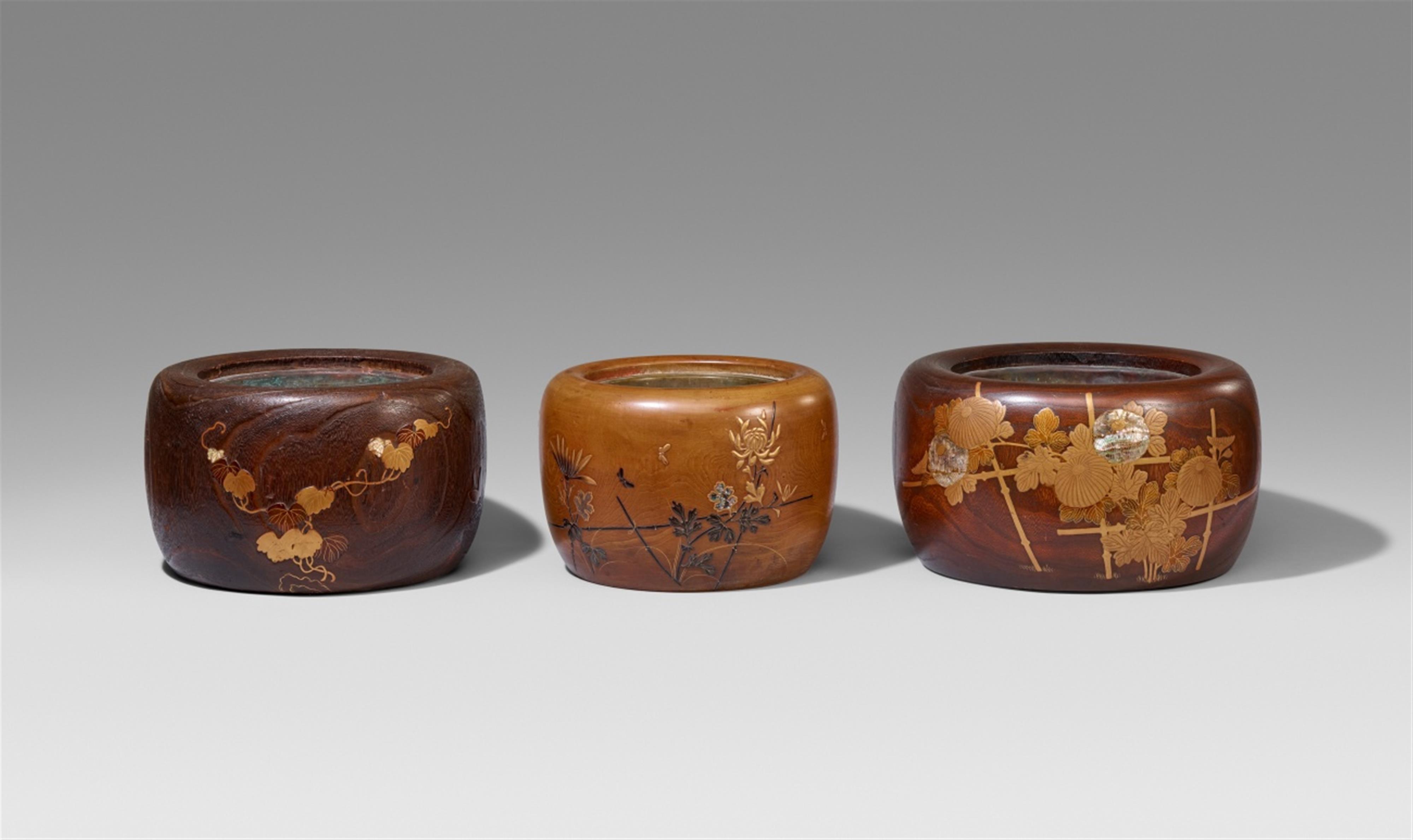 Three kiri wood hibachi with copper insets. Around 1900 - image-1