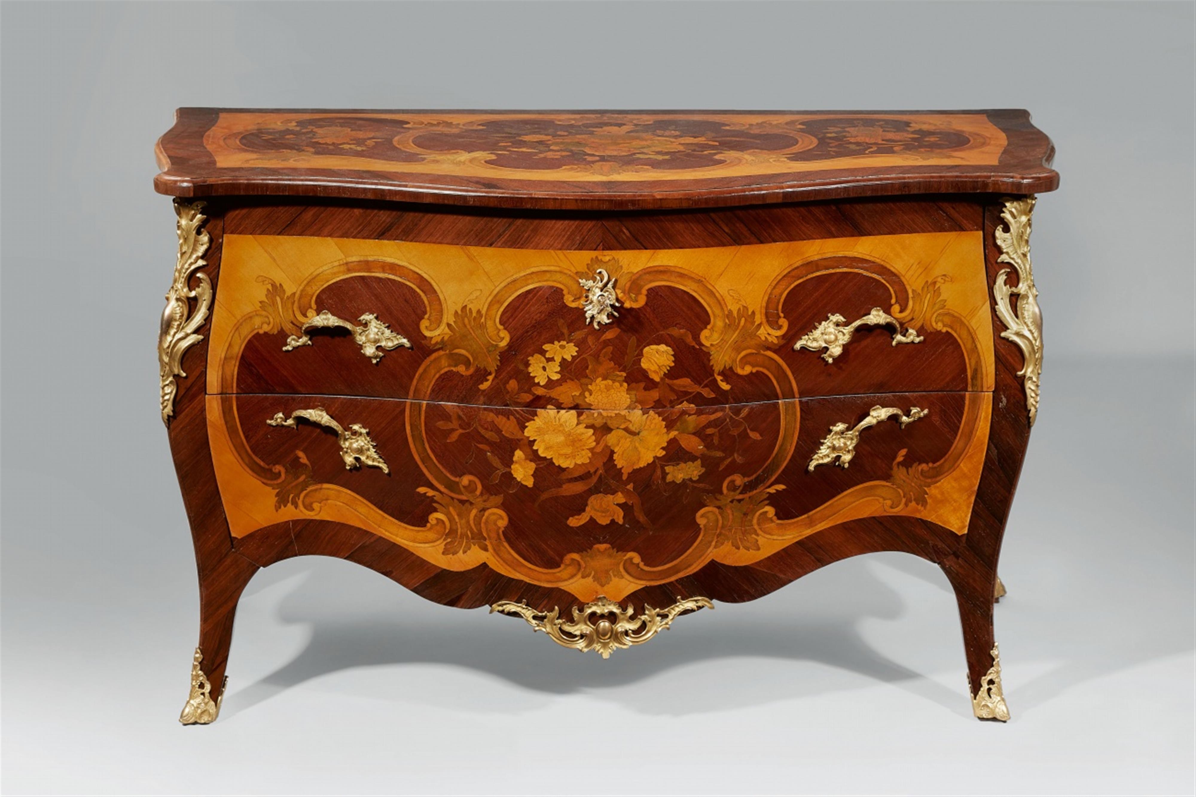 A chest of drawers attributed to the Gebrüder Spindler - image-1