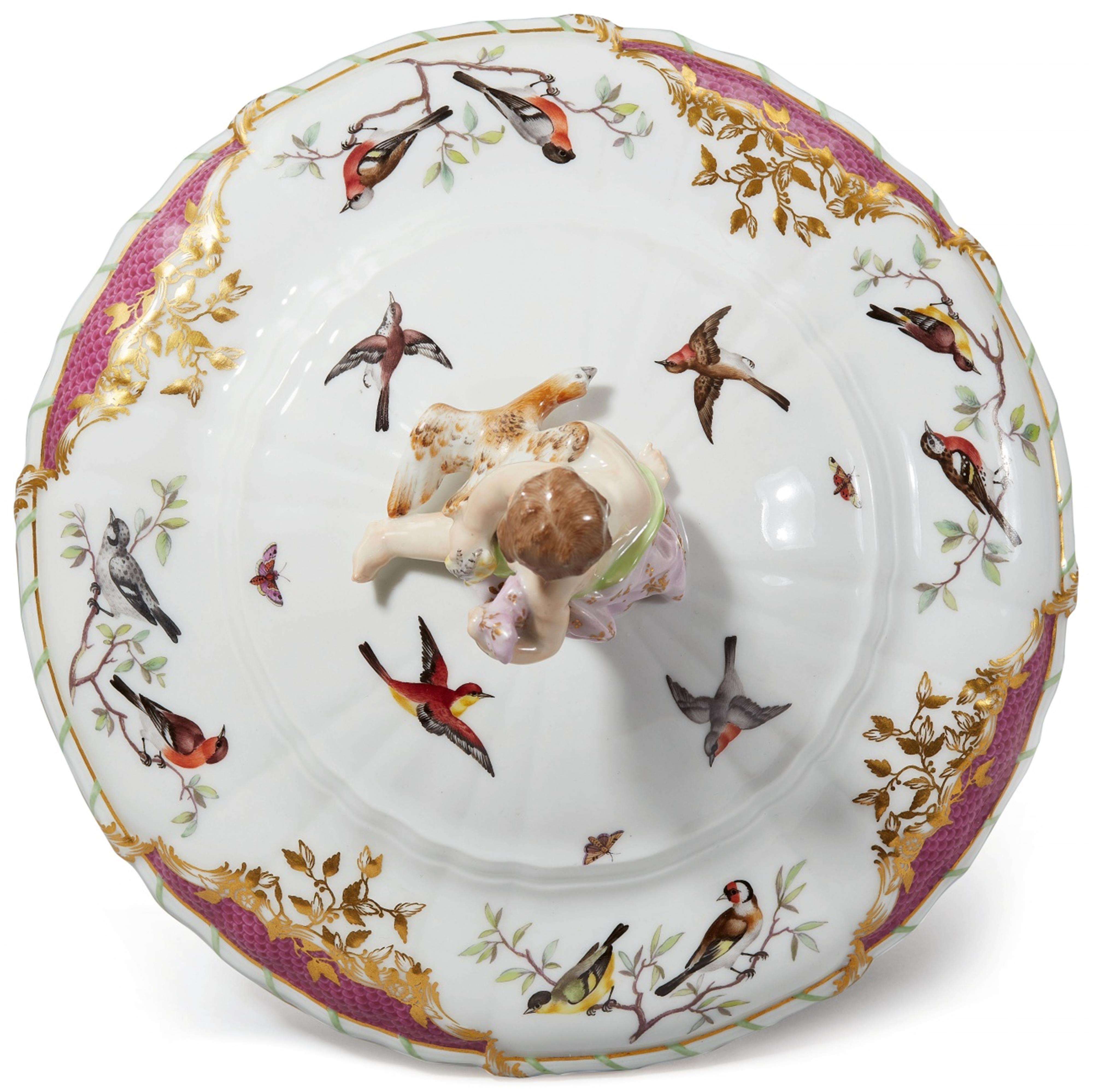 A Berlin KPM porcelain tureen from the dinner service for Duke Rothenburg - image-3