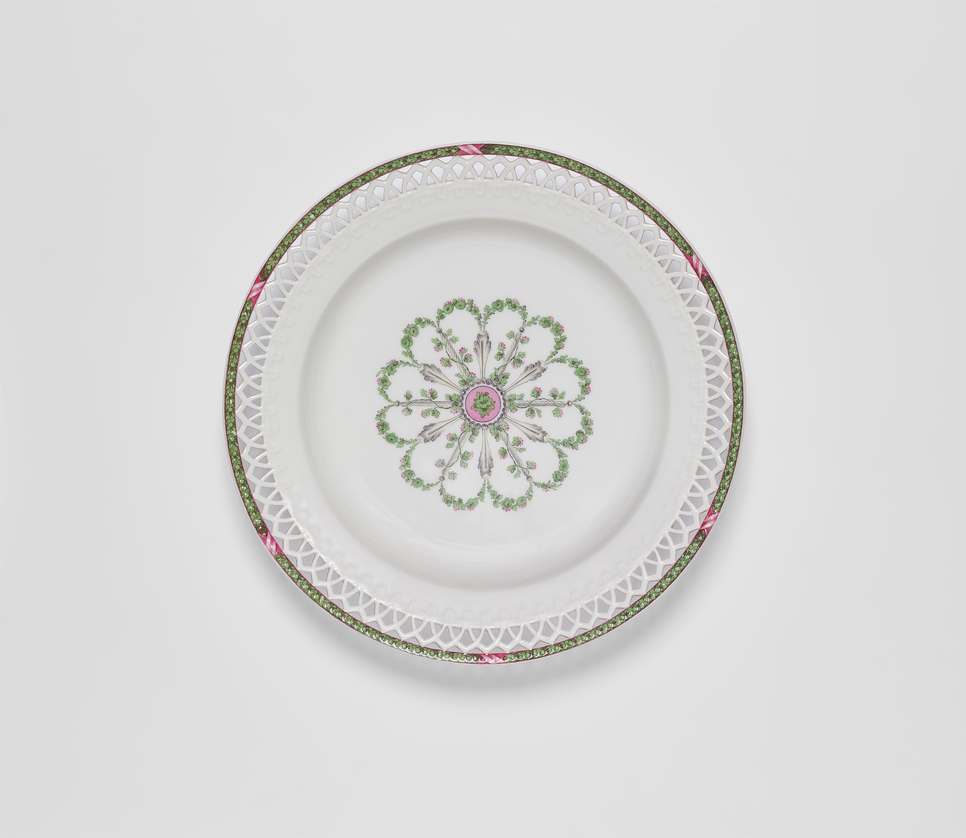 A Berlin KPM porcelain dessert plate from a service with an oak leaf border - image-2