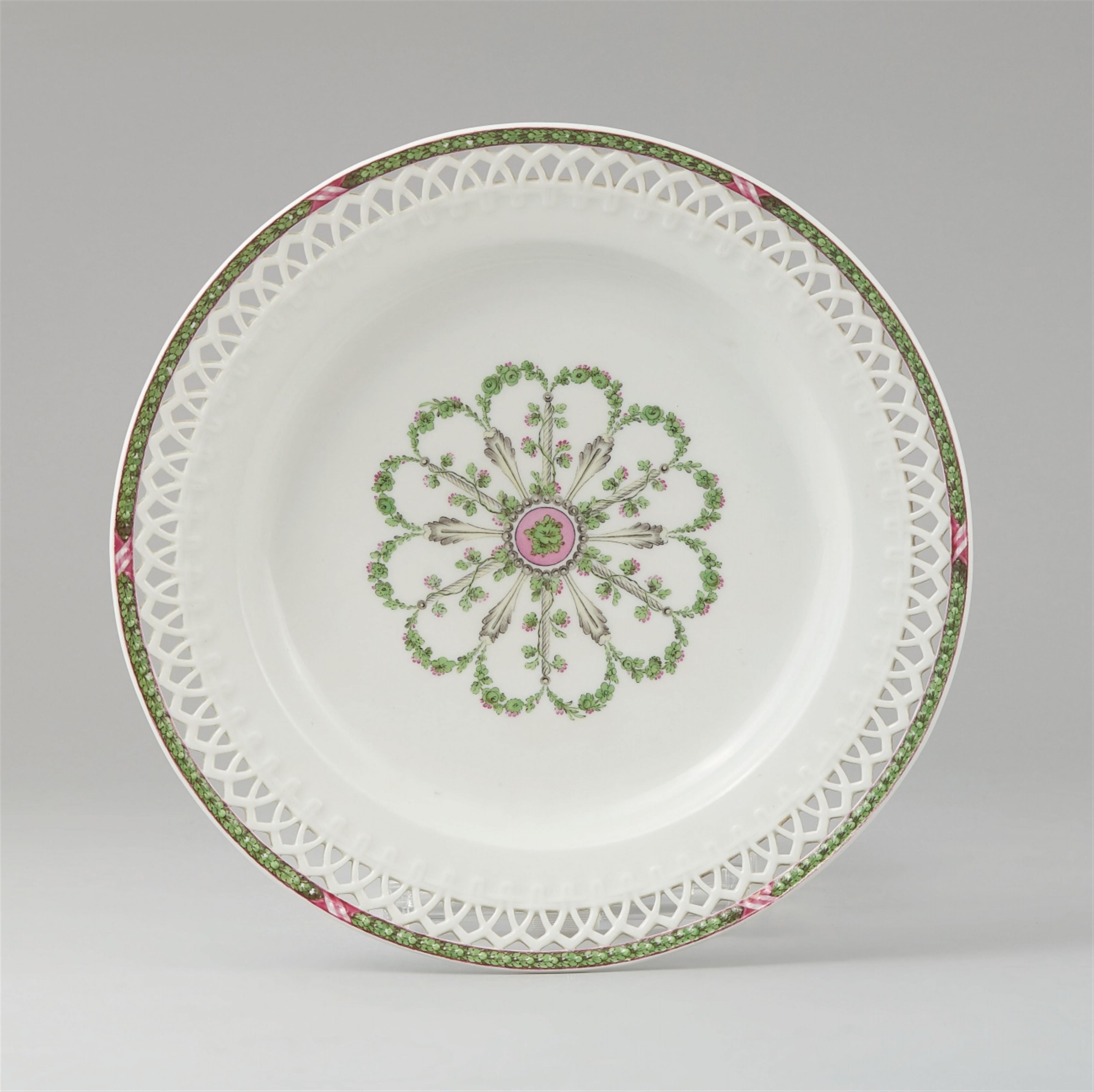 A Berlin KPM porcelain dessert plate from a service with an oak leaf border - image-1