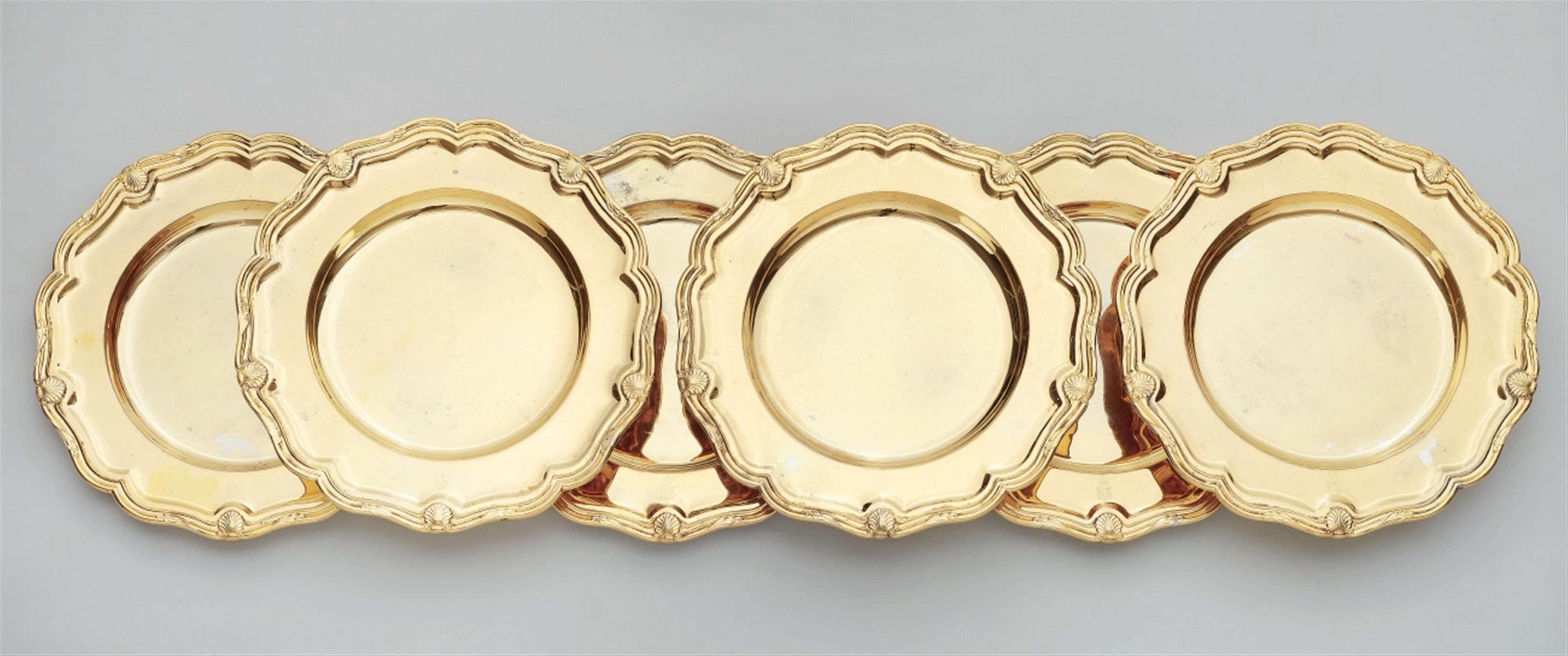 12 Berlin silver gilt plates made for the Grand Dukes of Mecklenburg-Schwerin - image-2