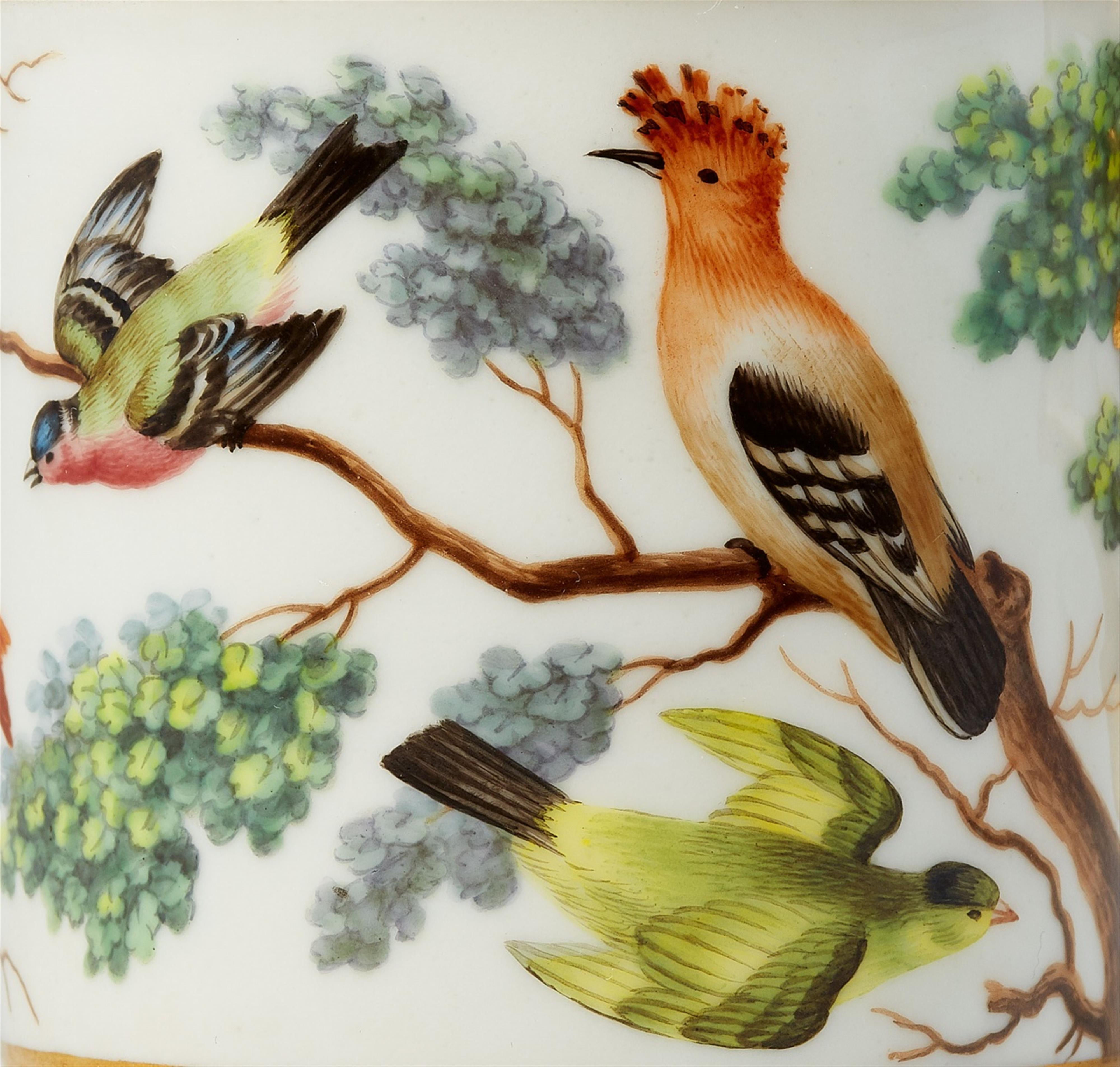 A Vienna porcelain cup and saucer with Continental birds - image-2