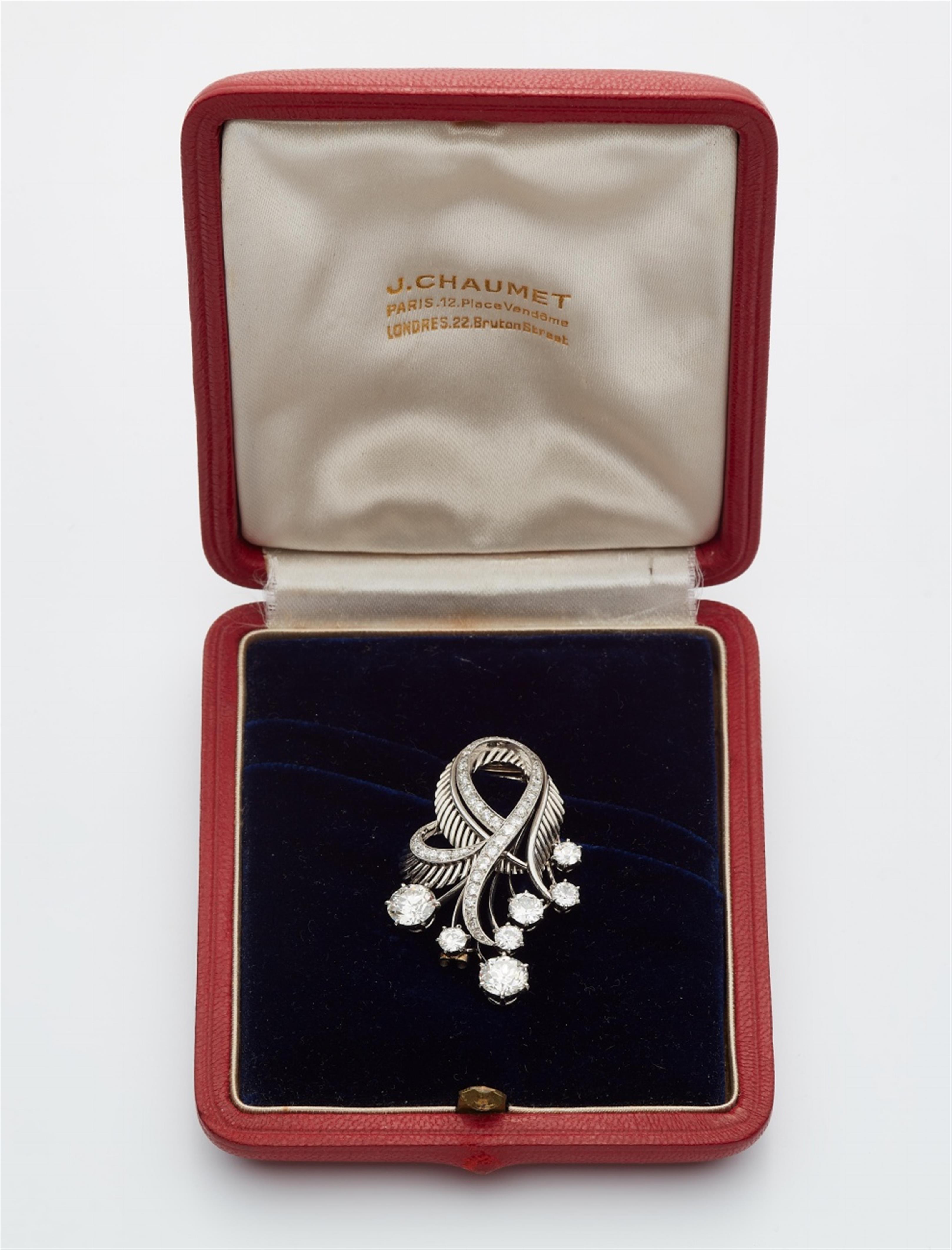 A diamond clip brooch - image-3