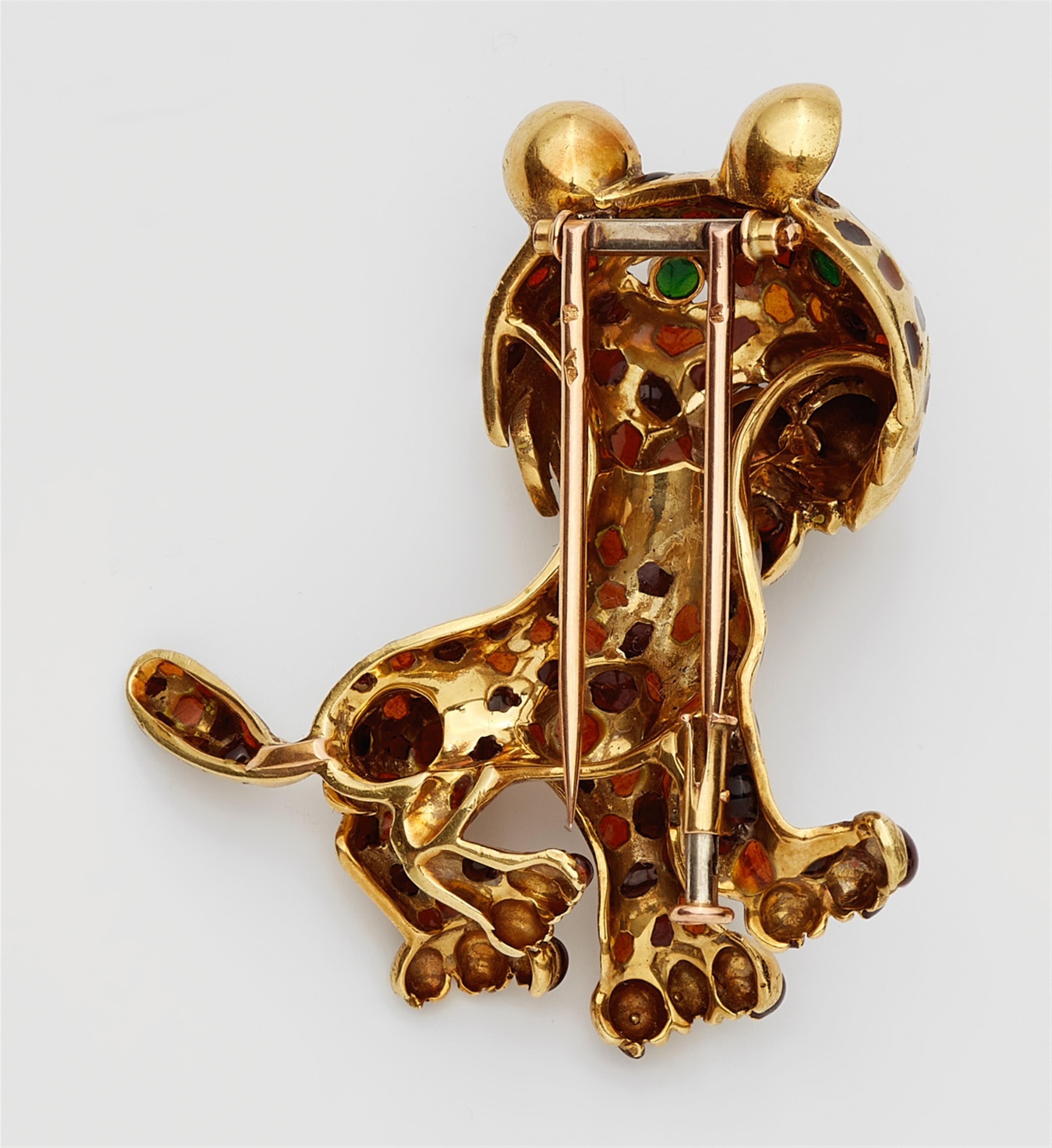 An 18k gold and enamel leopard brooch - image-2