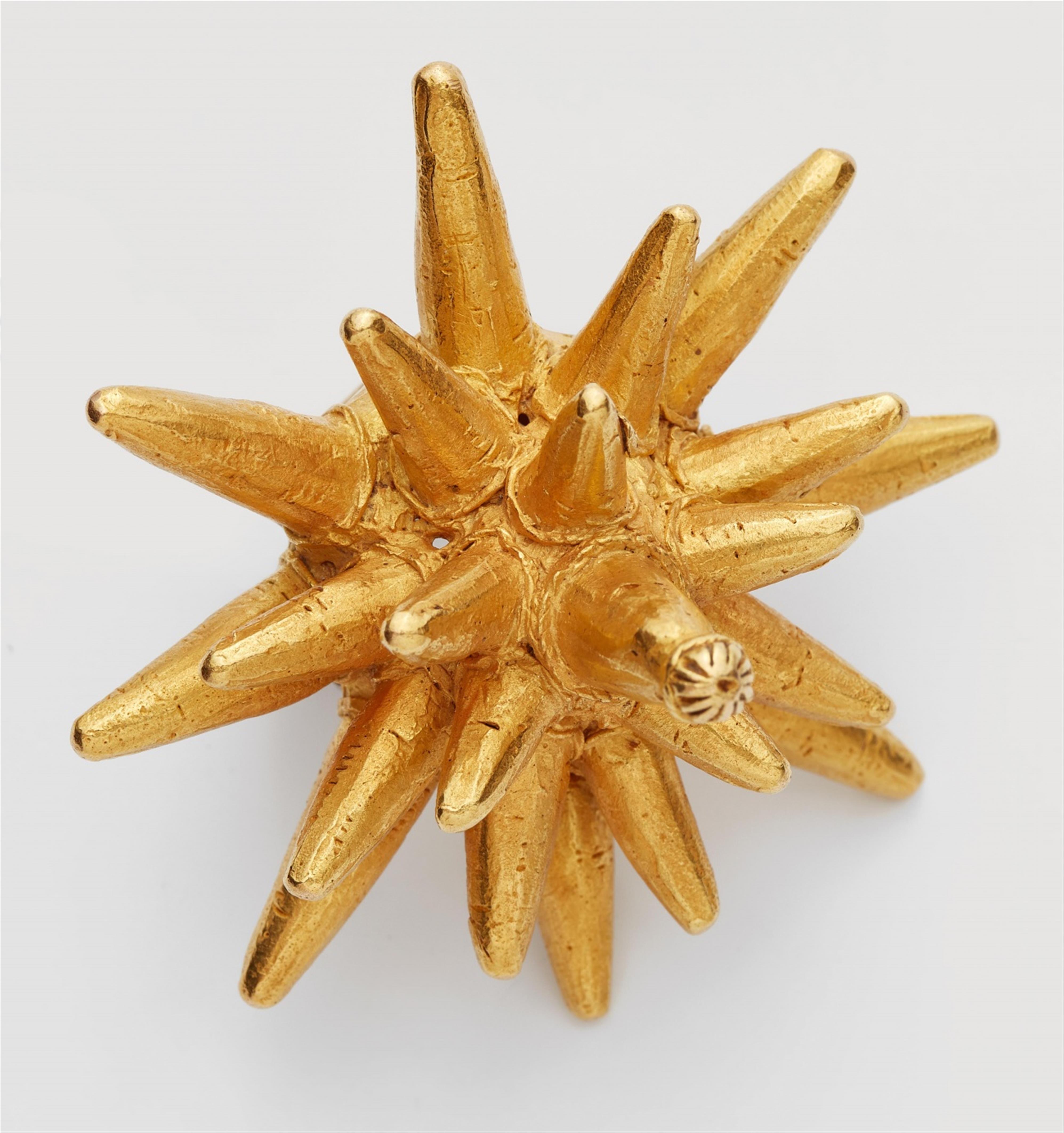 A gold Ashanti ring - image-4