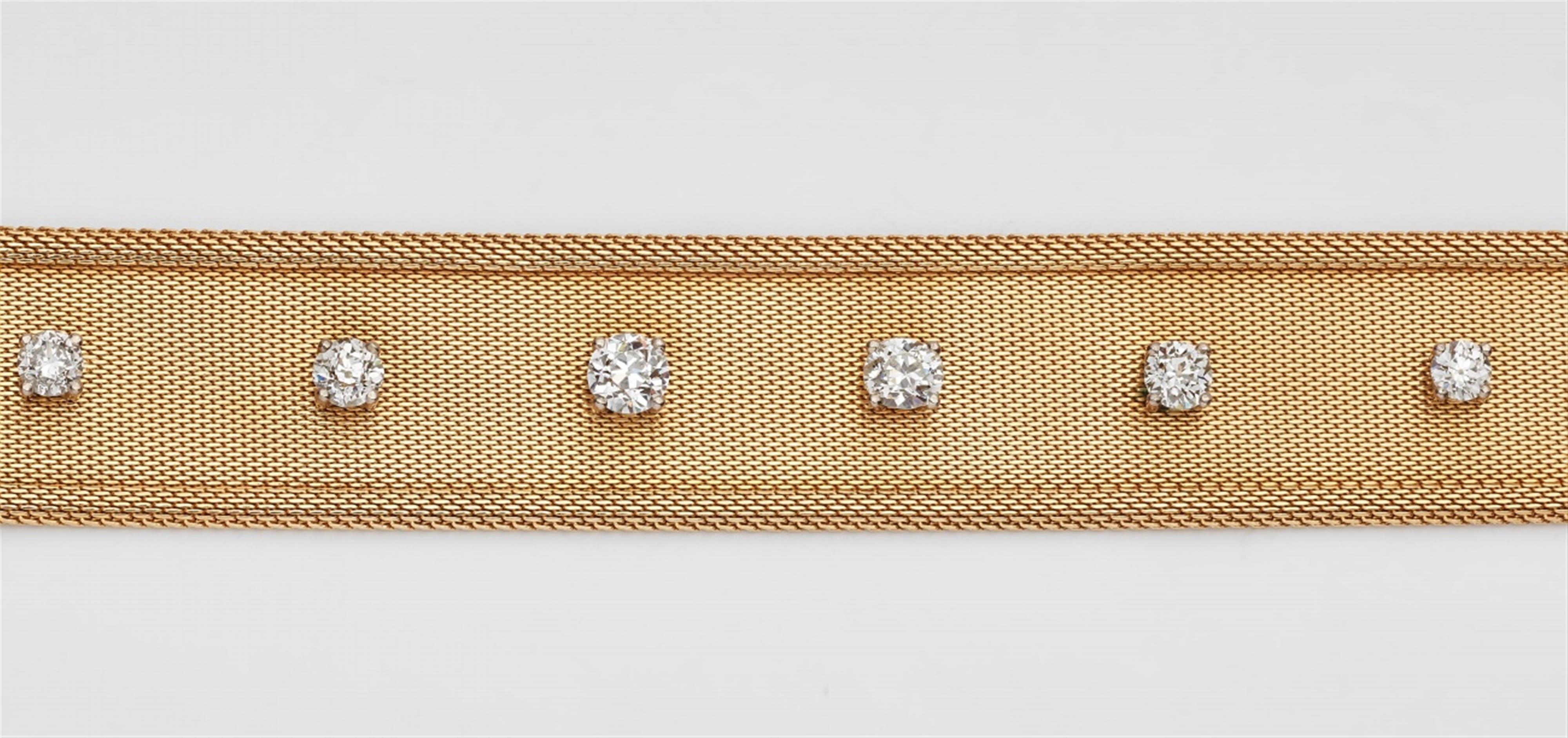 An 18k gold and diamond dog collar - image-2