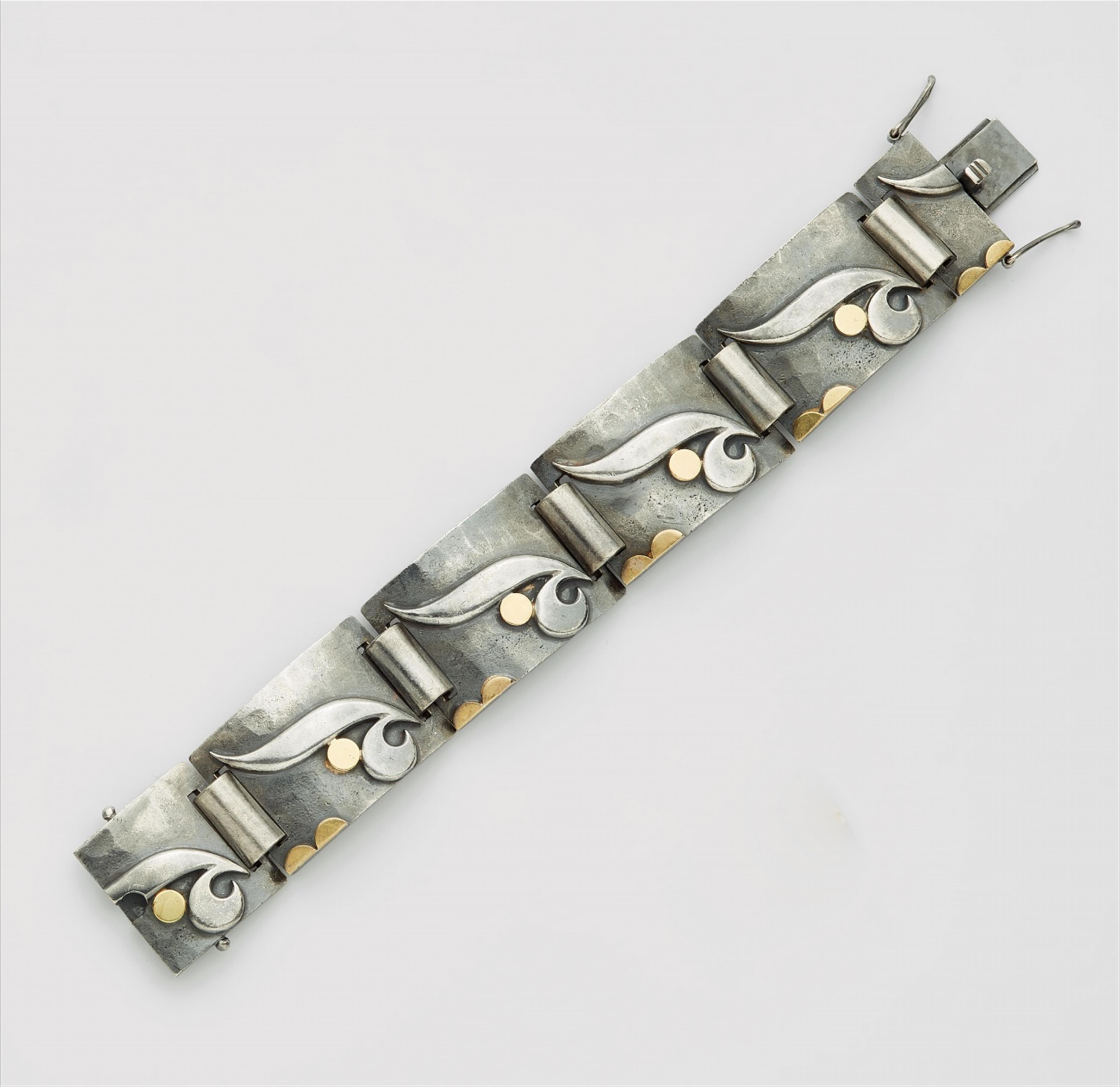 A silver and gold Art Deco bracelet - image-1