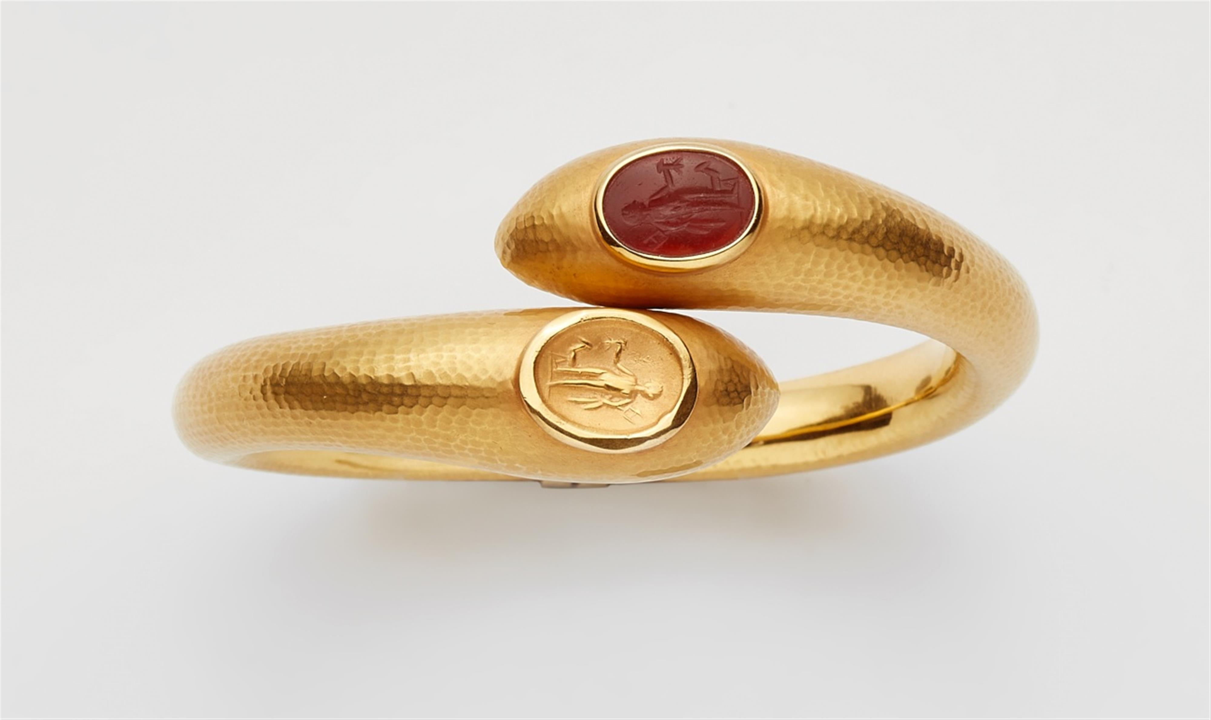 A 21k gold bangle with a Graeco-Bactrian carnelian intaglio and its impression - image-1