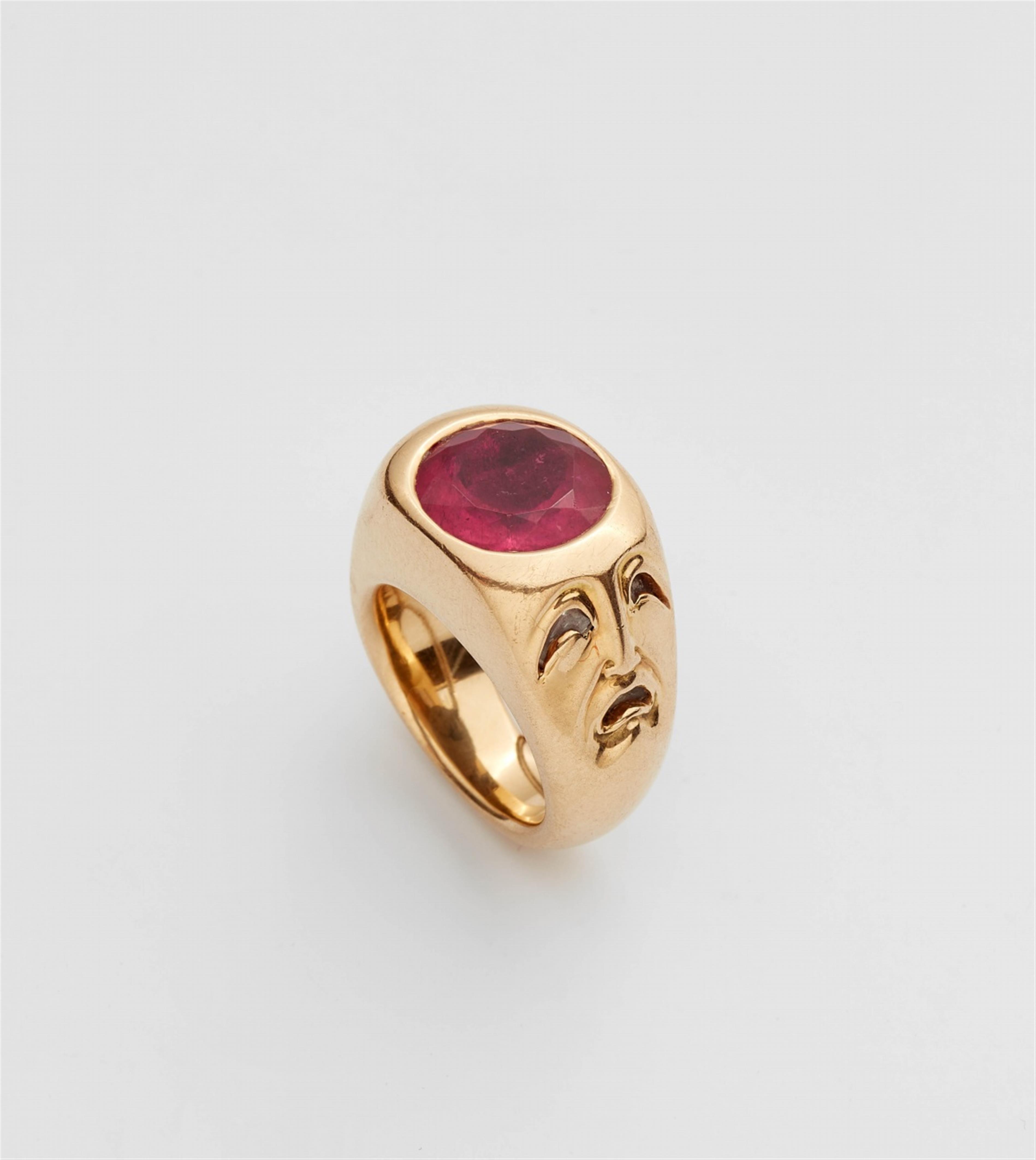 An 18k gold and pink tourmaline mask ring - image-5