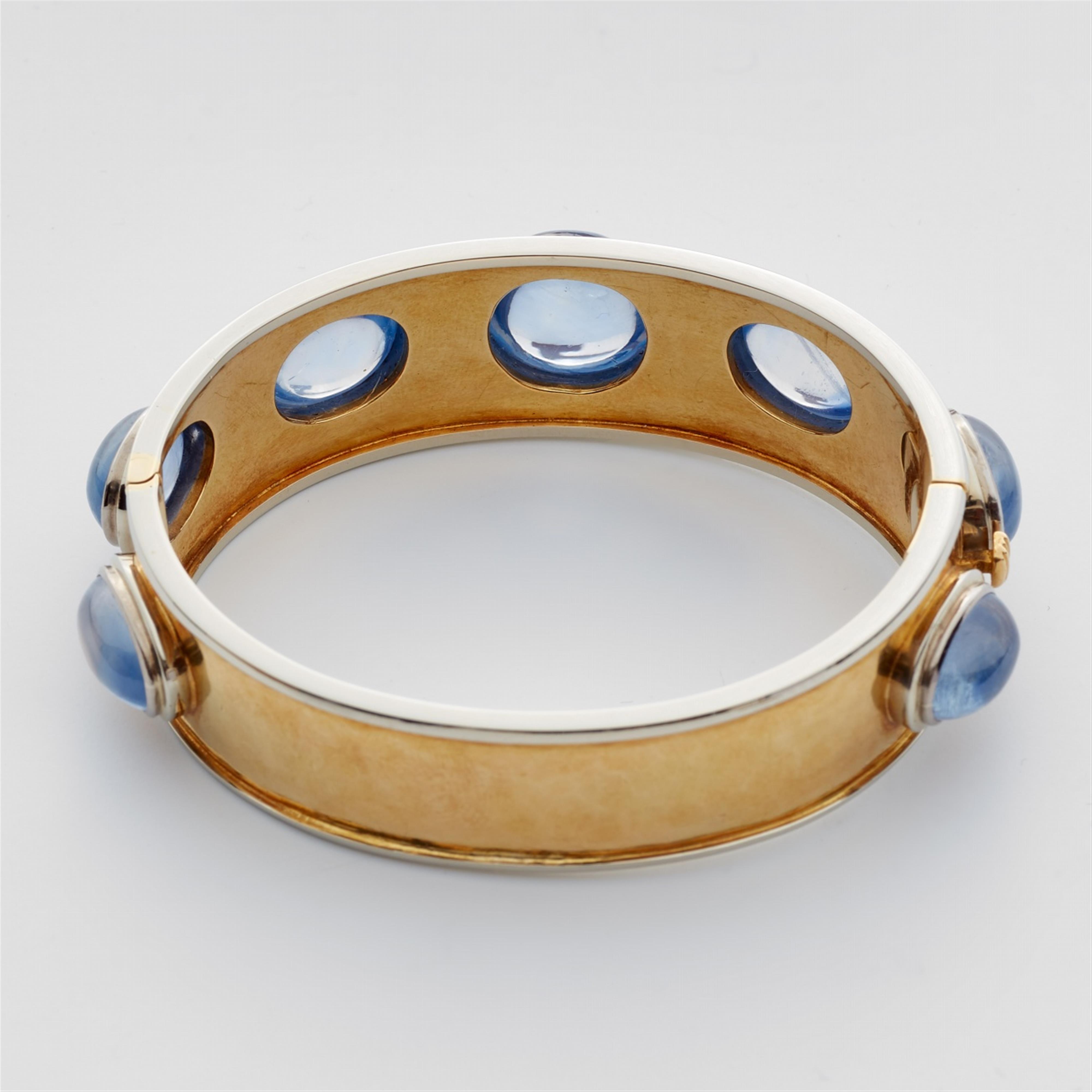 An 18k gold and Ceylon sapphire bracelet - image-2