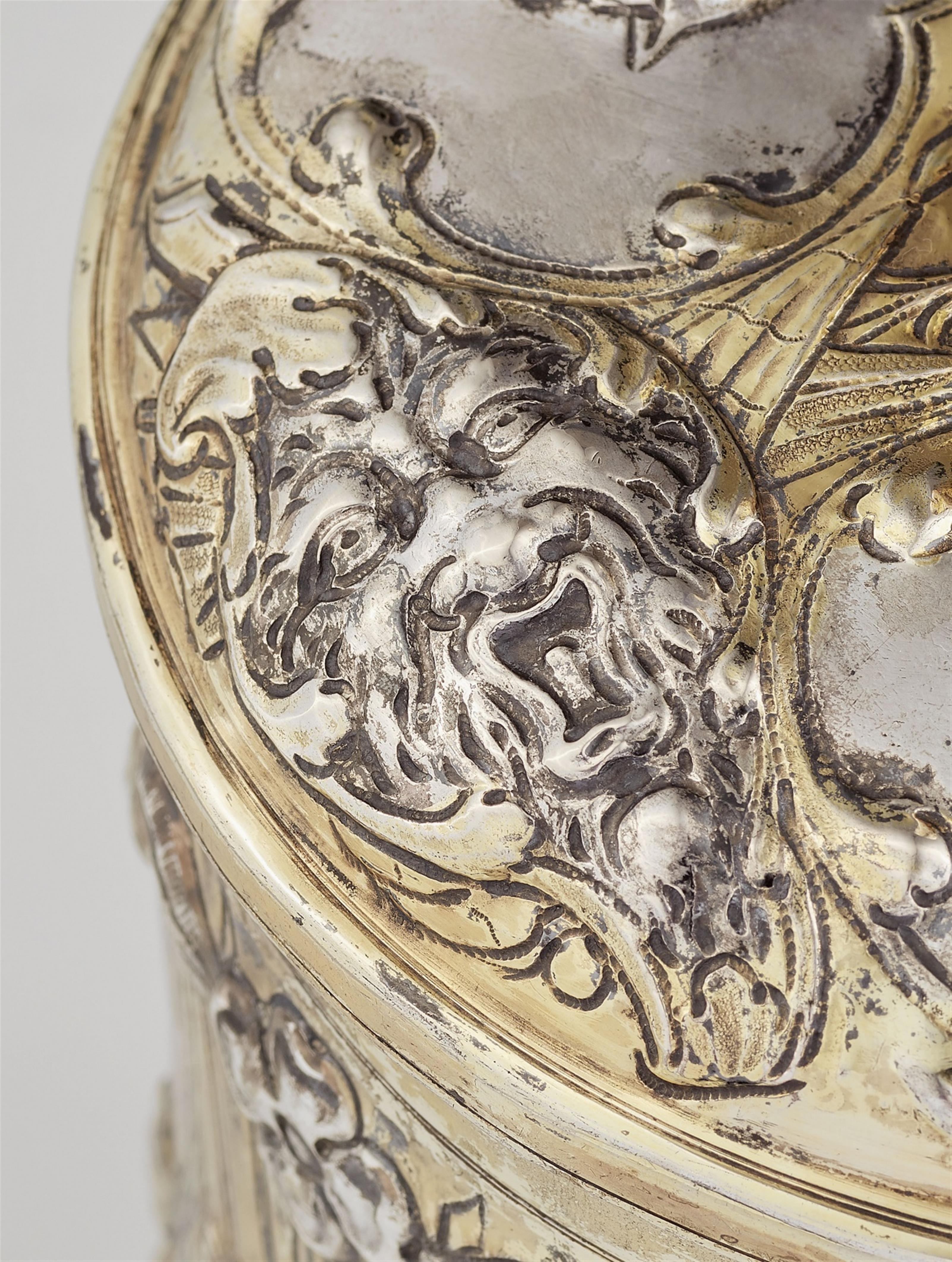 A large Augsburg silver beaker with portraits of emperors - image-2