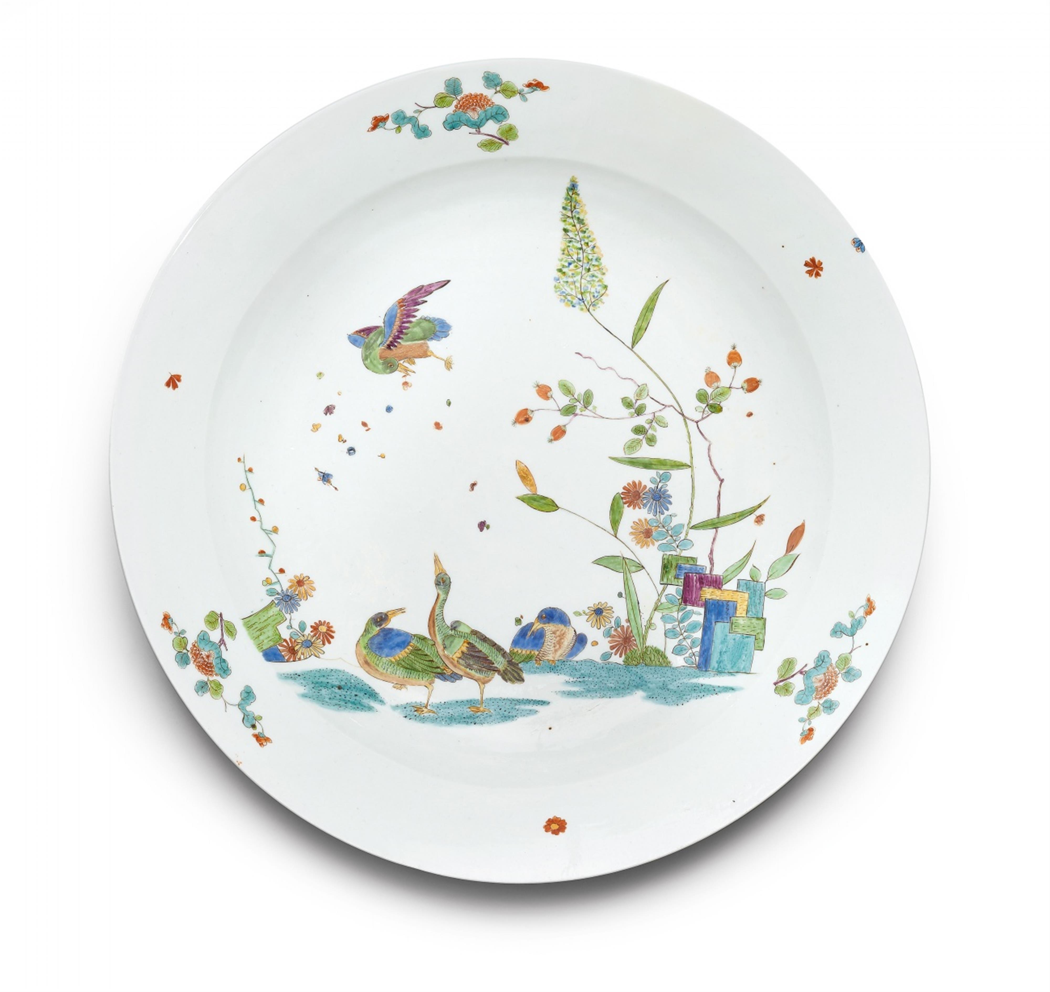 An early Meissen porcelain platter with  famille-verte decor - image-1