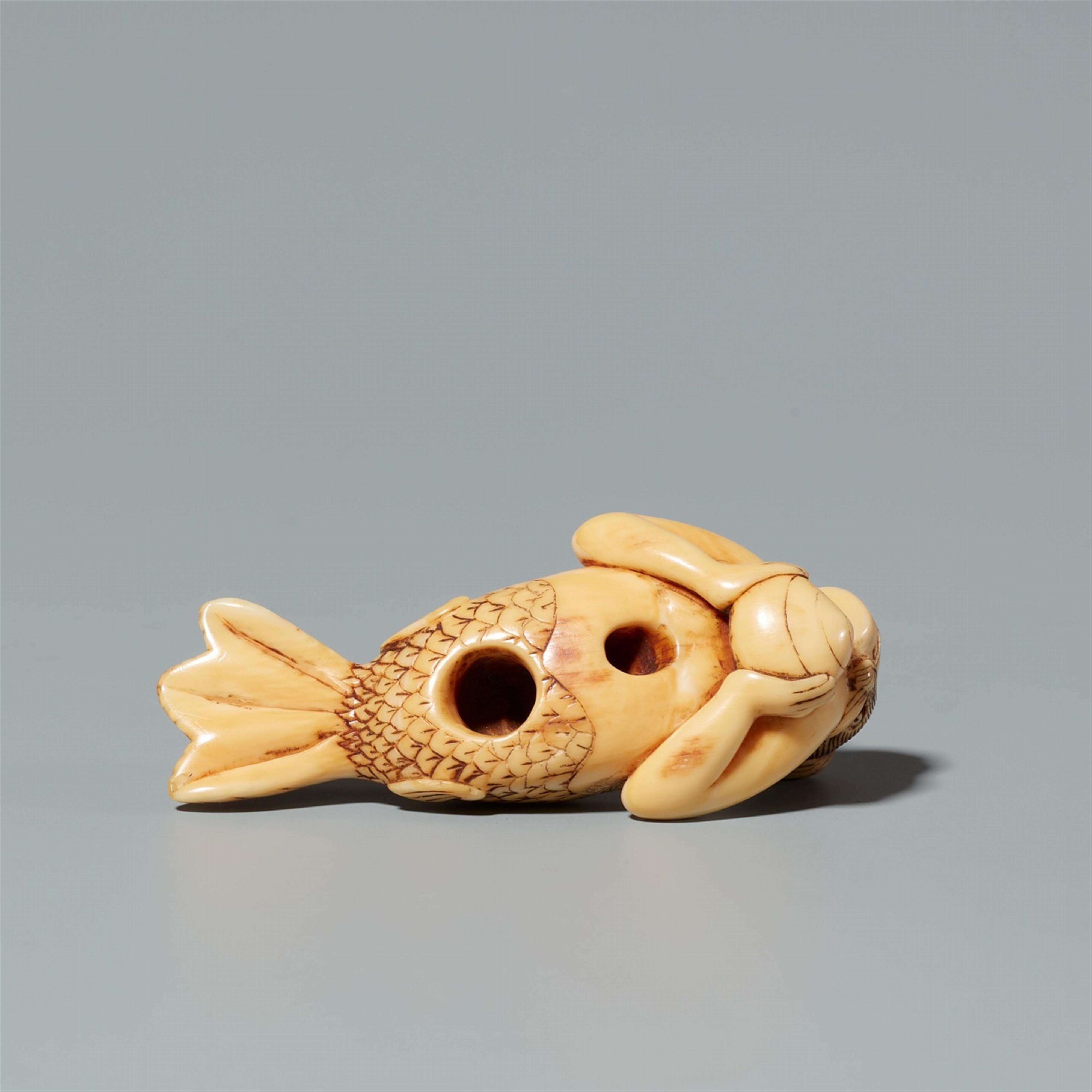 An ivory netsuke of a mermaid with a pearl. 18th century - image-5