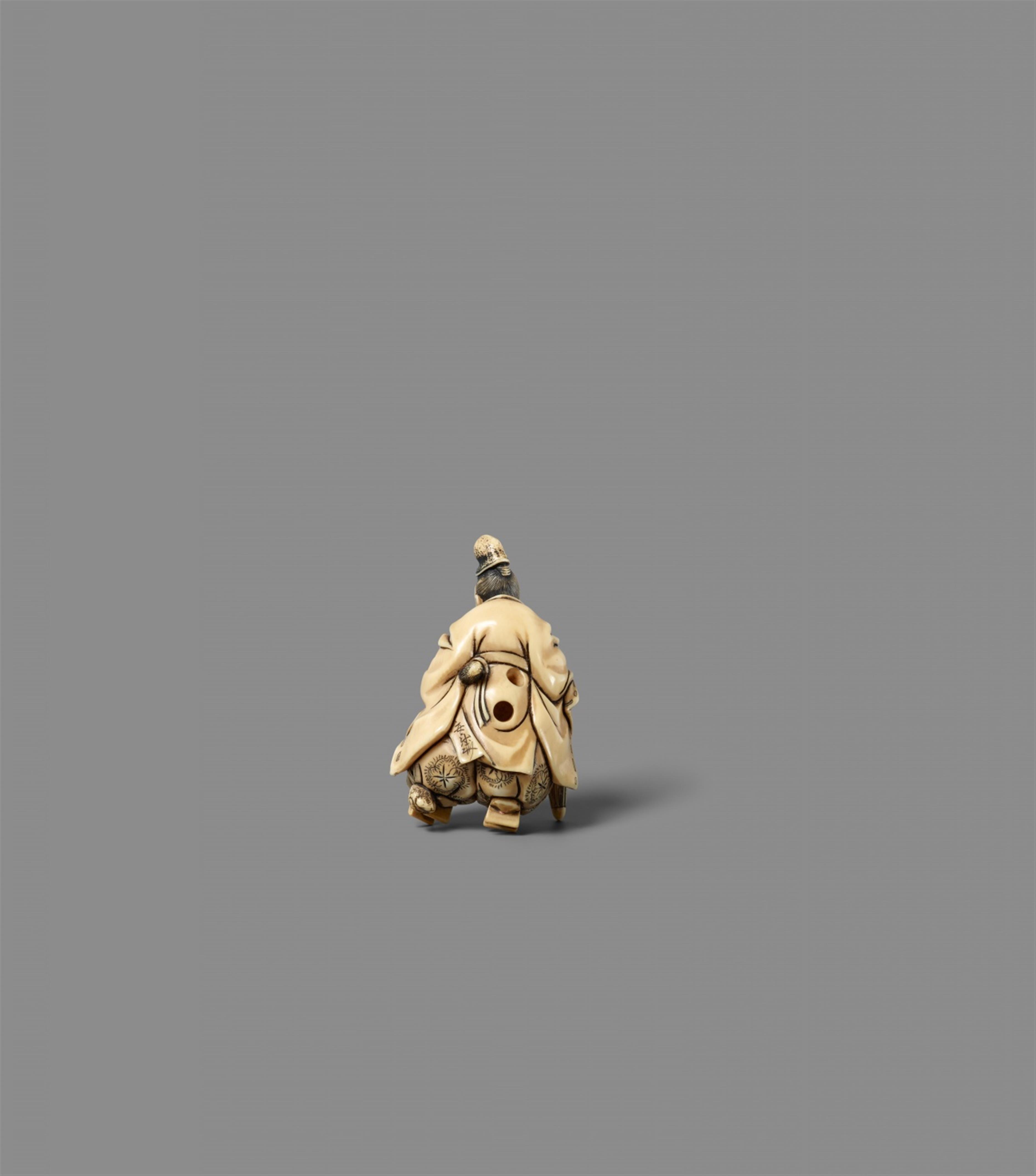 An ivory netsuke of Ono no tofu. Late 19th century - image-2