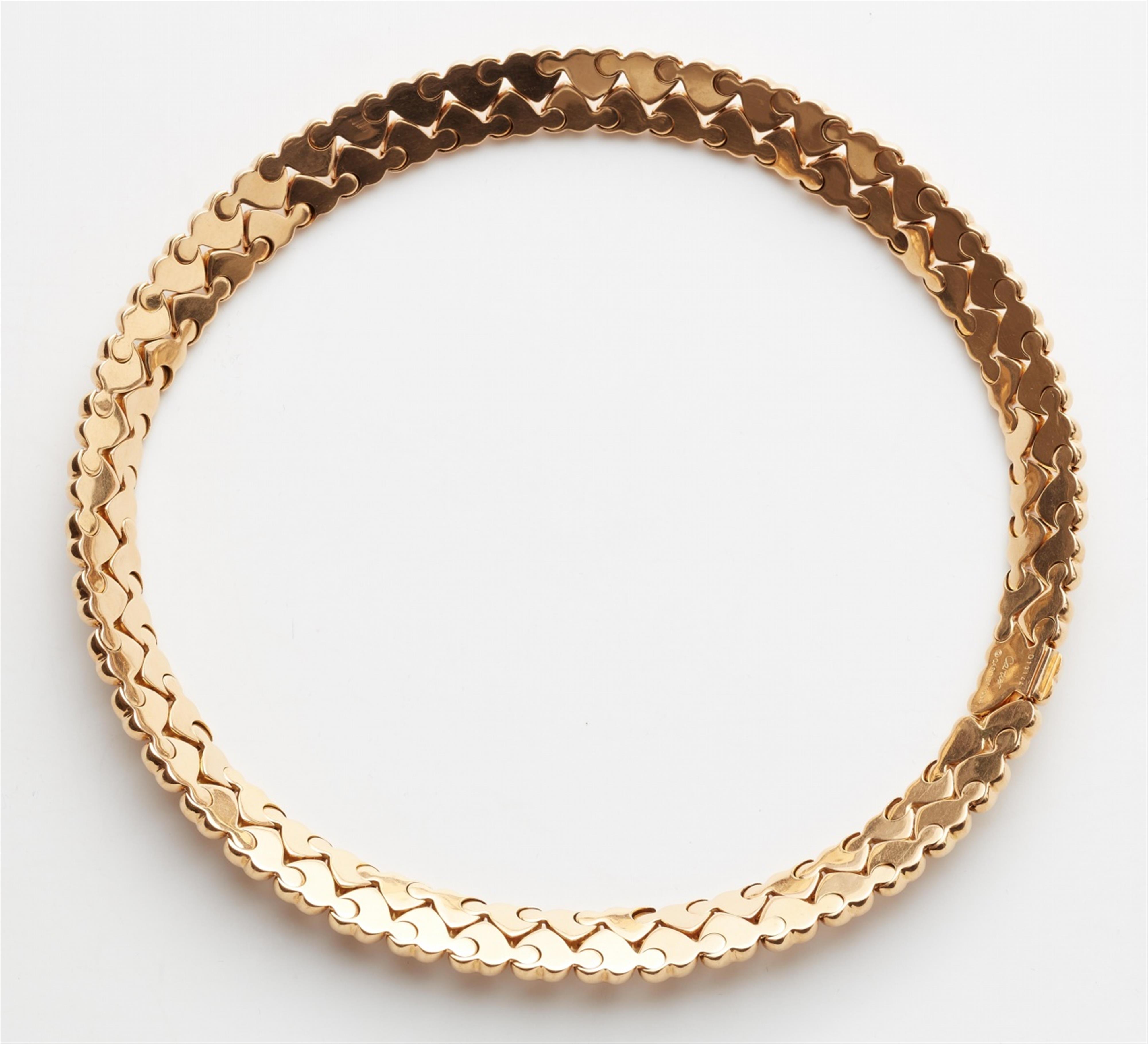 An 18k gold Cartier "Coeur" necklace - image-2