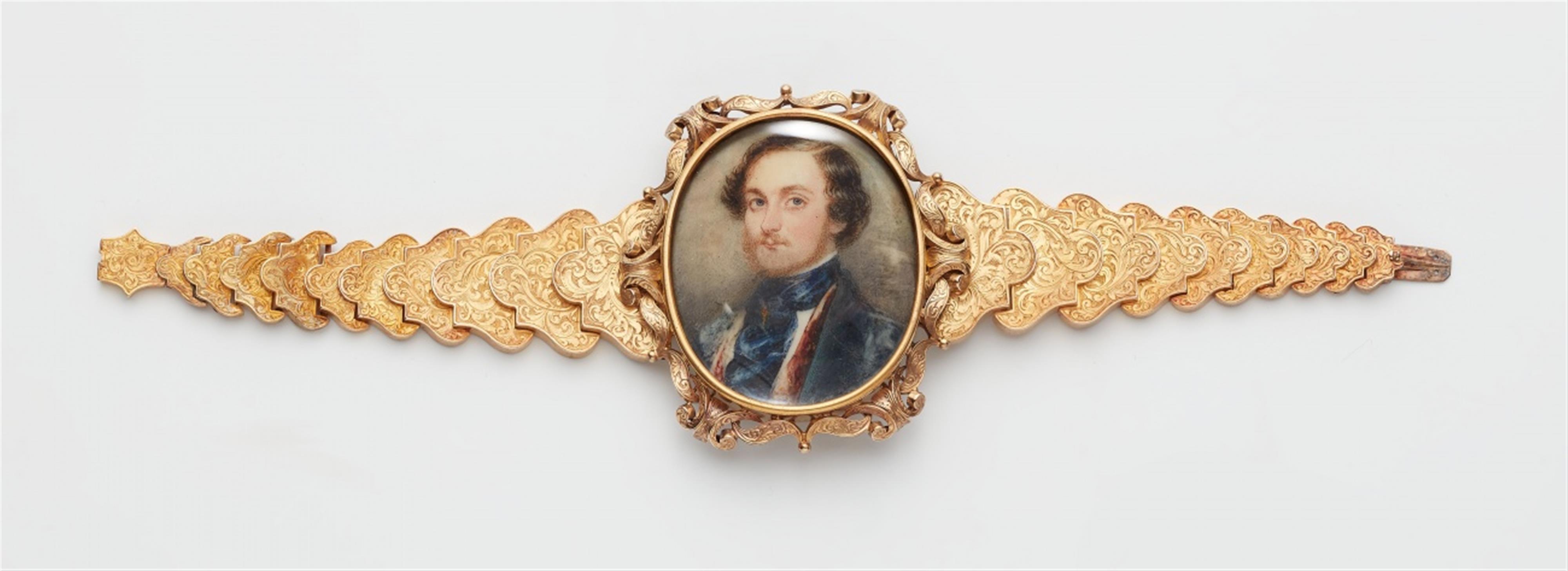 A 14k gold bracelet with a portrait miniature - image-1
