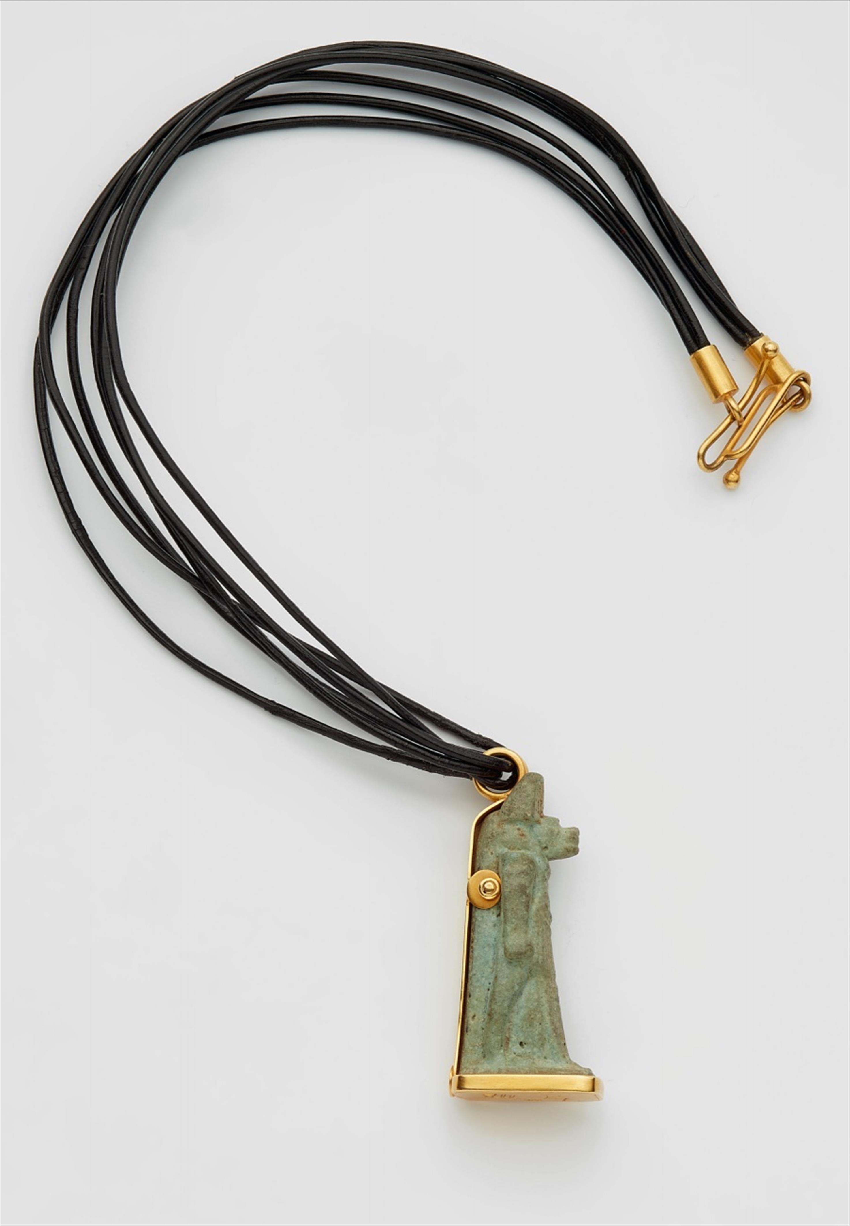 A glazed fayence Anubis amulet pendant - image-2
