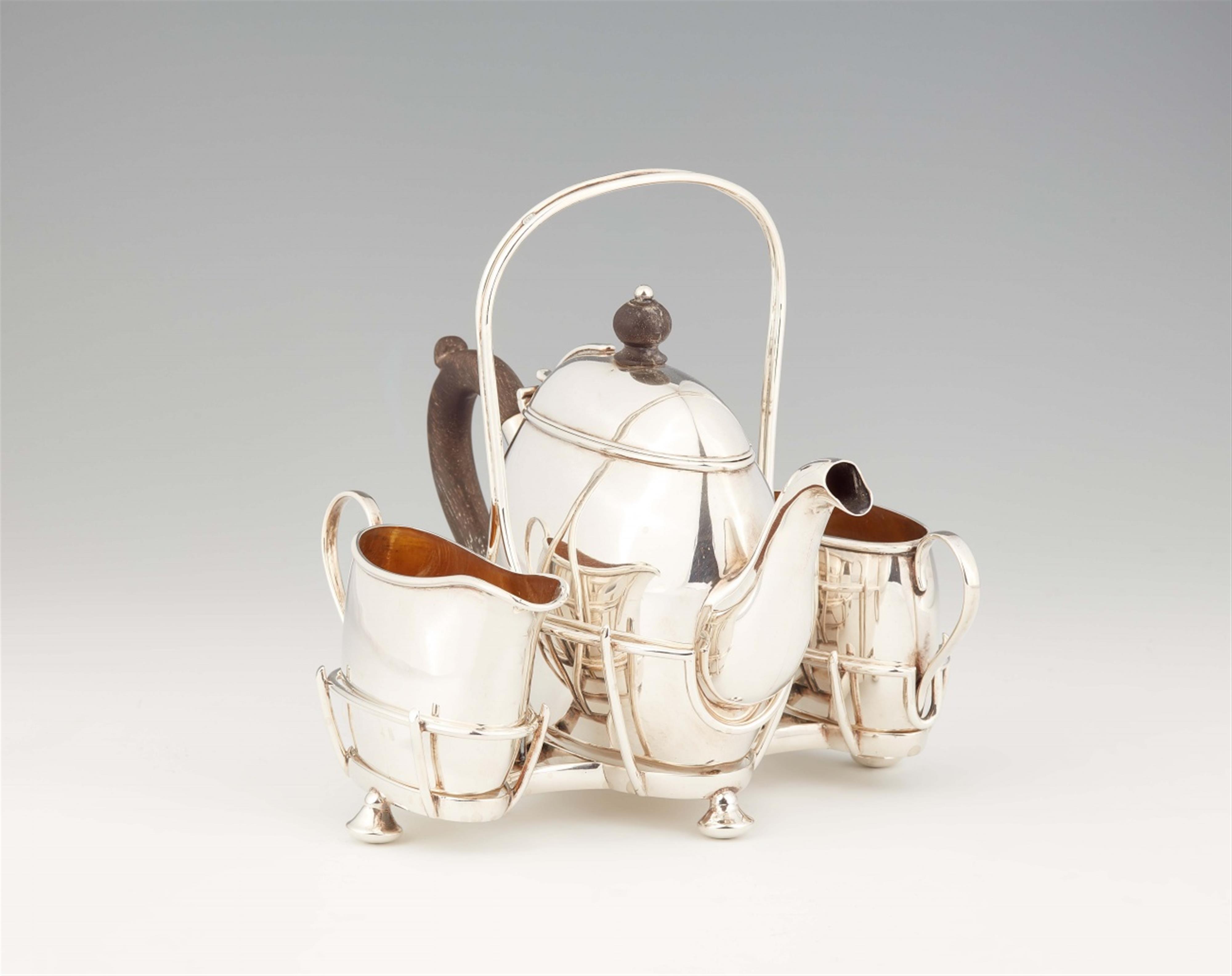 A small William Hayden silver tea service "Egoiste" - image-1