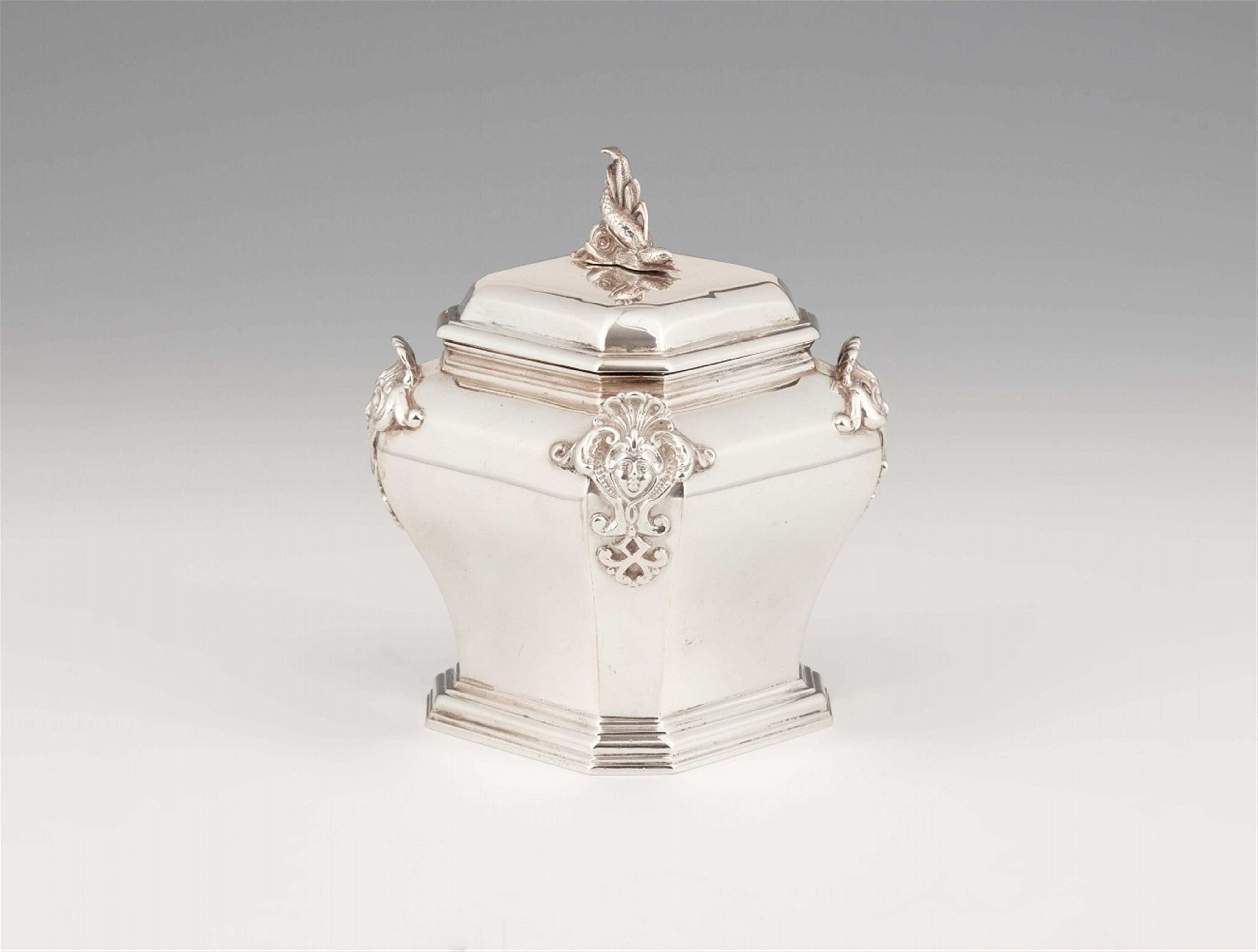 A George V silver tea caddy - image-1