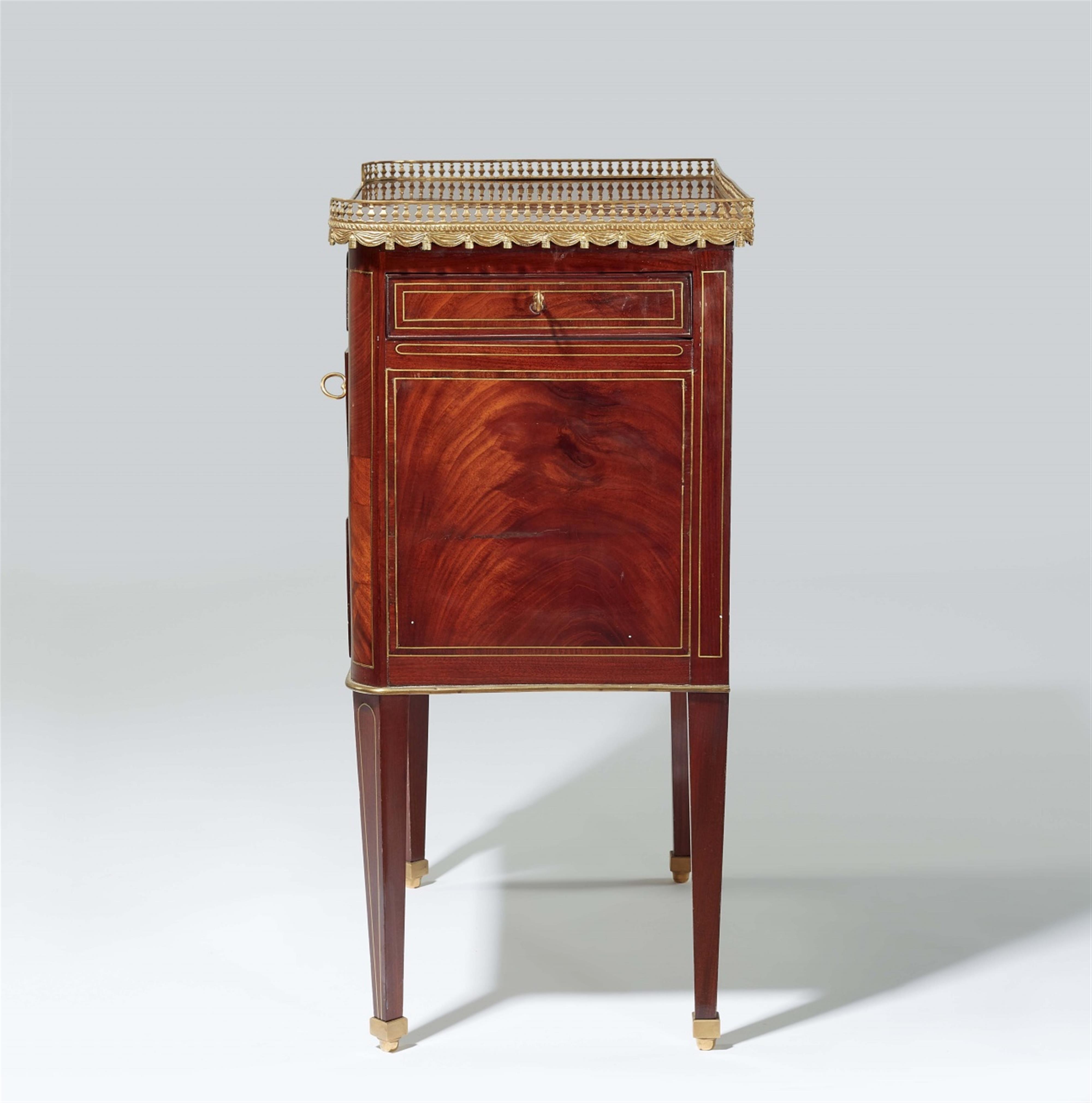 A writing cabinet from the palace of Versailles - image-3