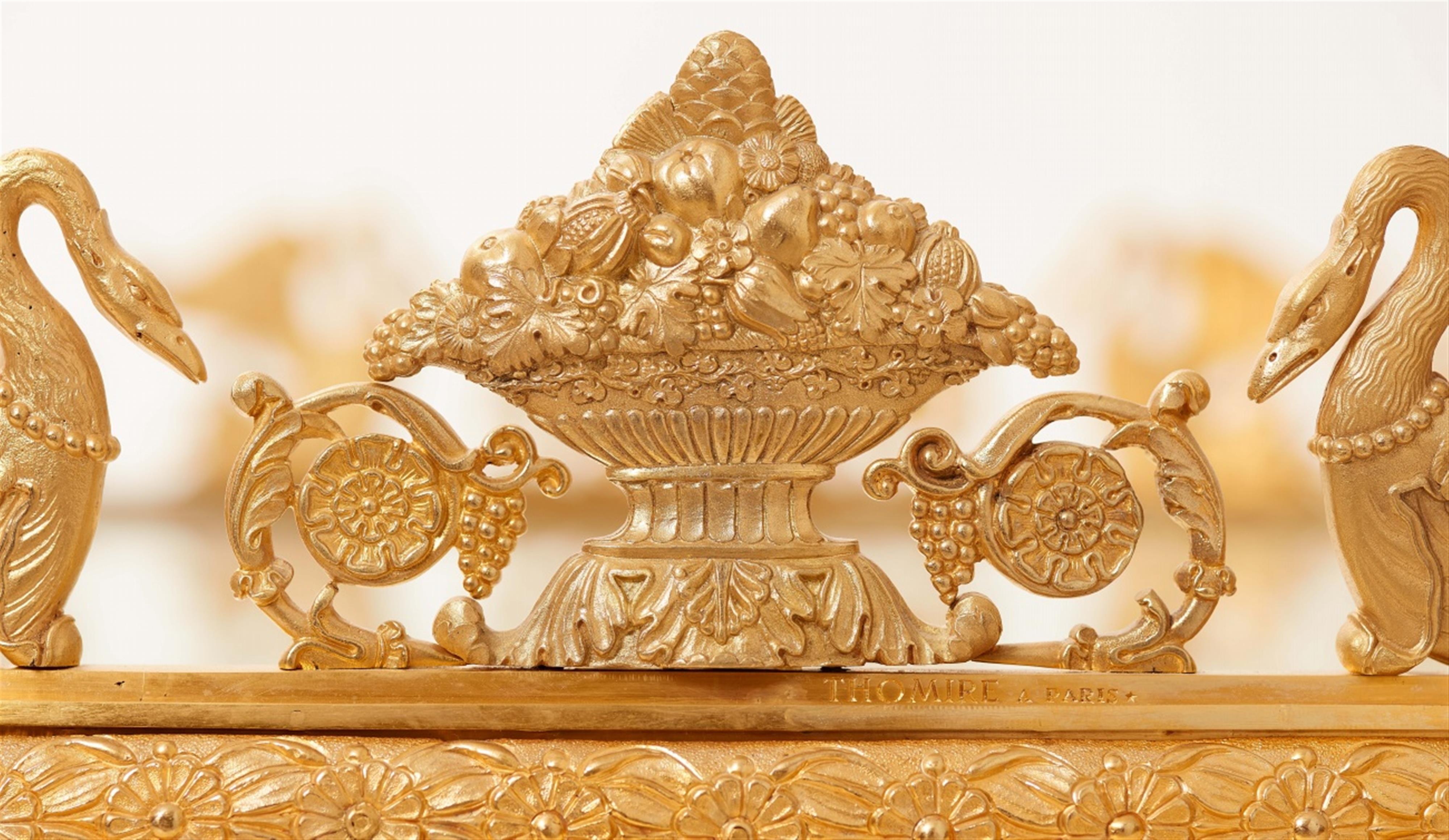 A magnificent ormolu centrepiece by Thomire - image-3