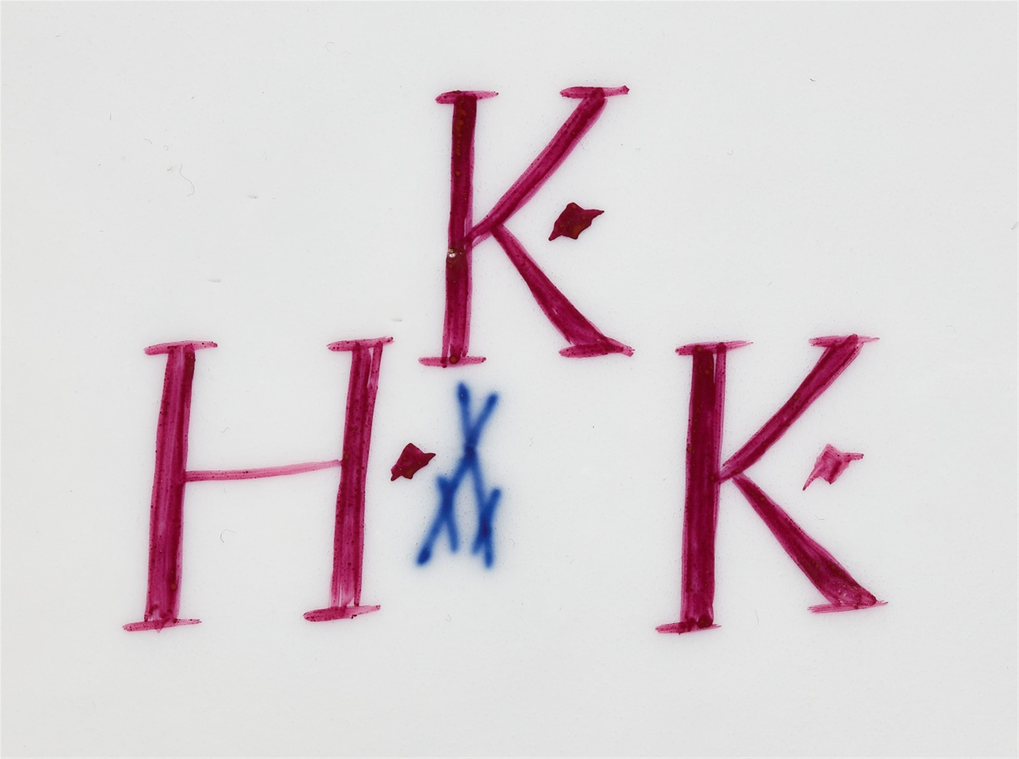 Runde Schale mit Rotem Drachen und K.H.K-Marke - image-2