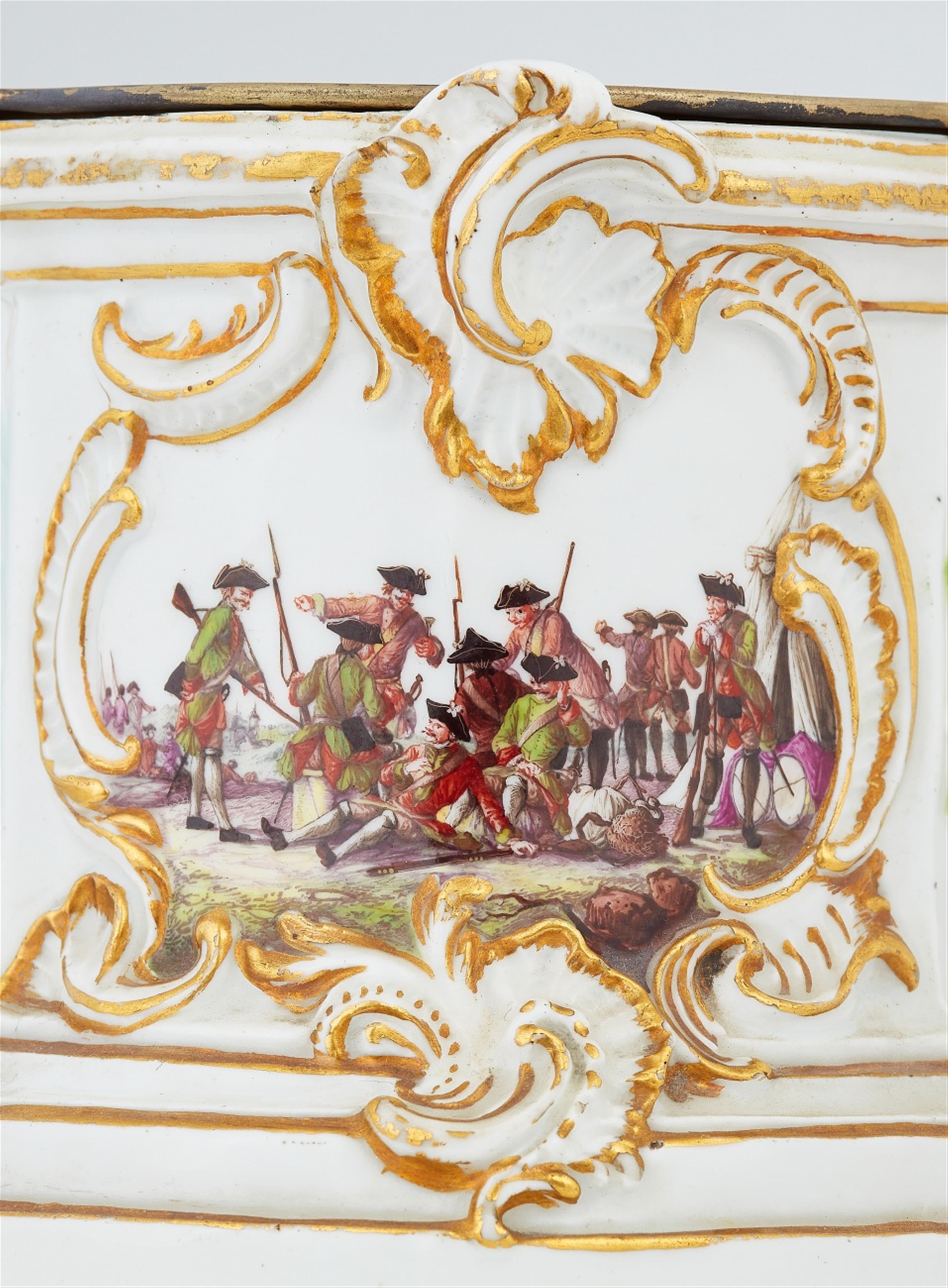 A Meissen porcelain bracket with battle scenes - image-5