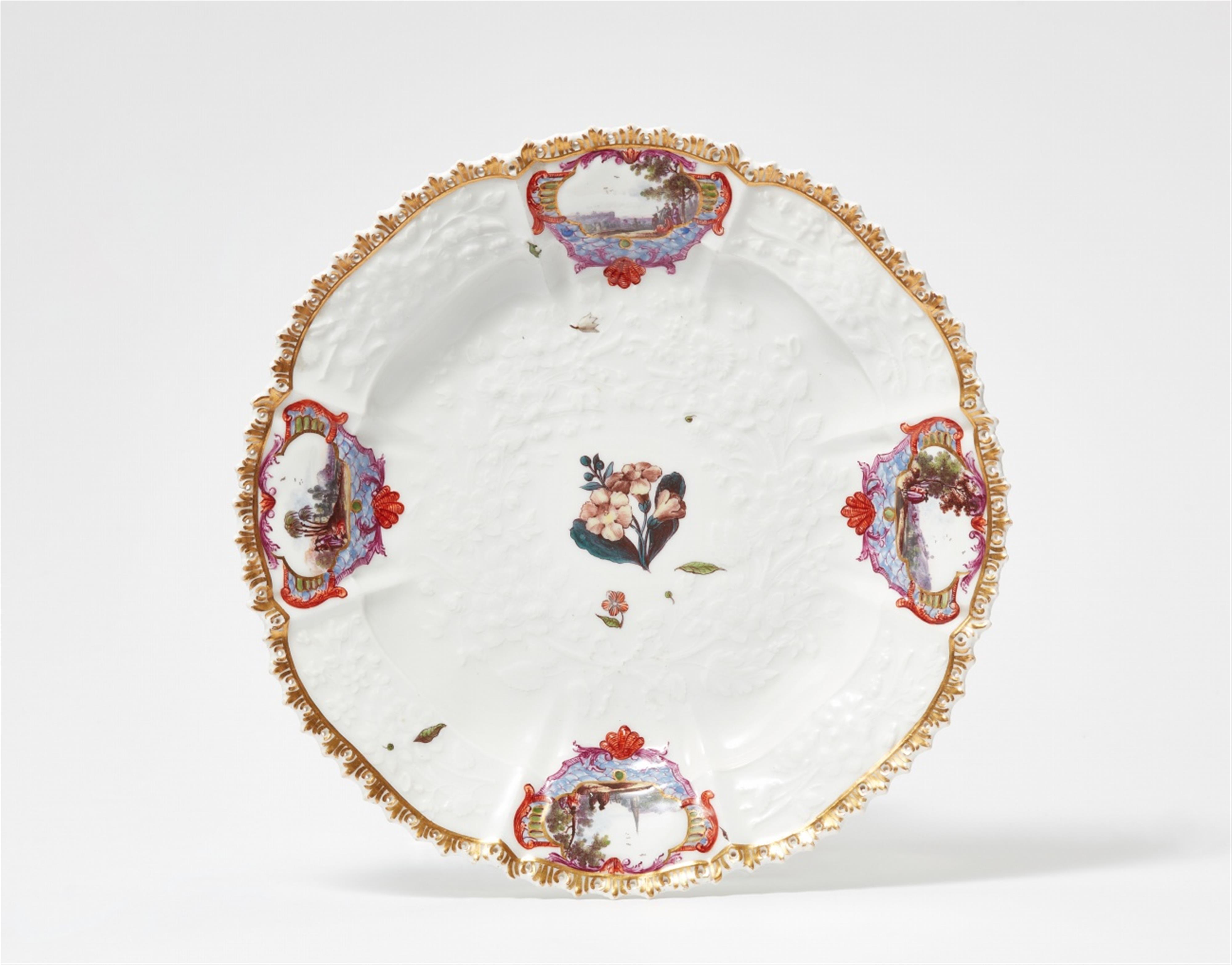 A Meissen porcelain dinner plate from the service for Tsarina Elisabeth Petrovna of Russia - image-1