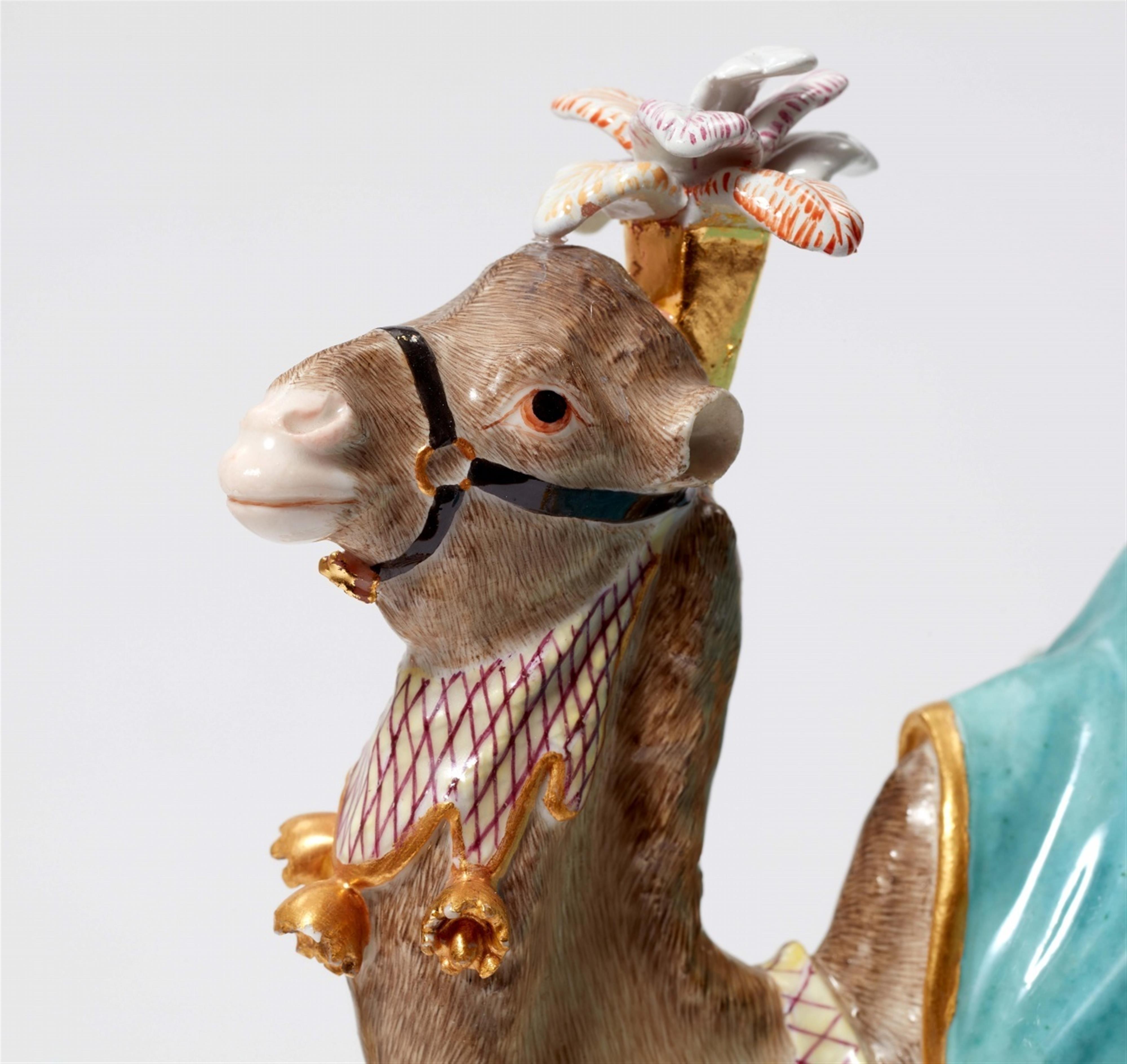 A pair of rare Meissen porcelain models of camels - image-7