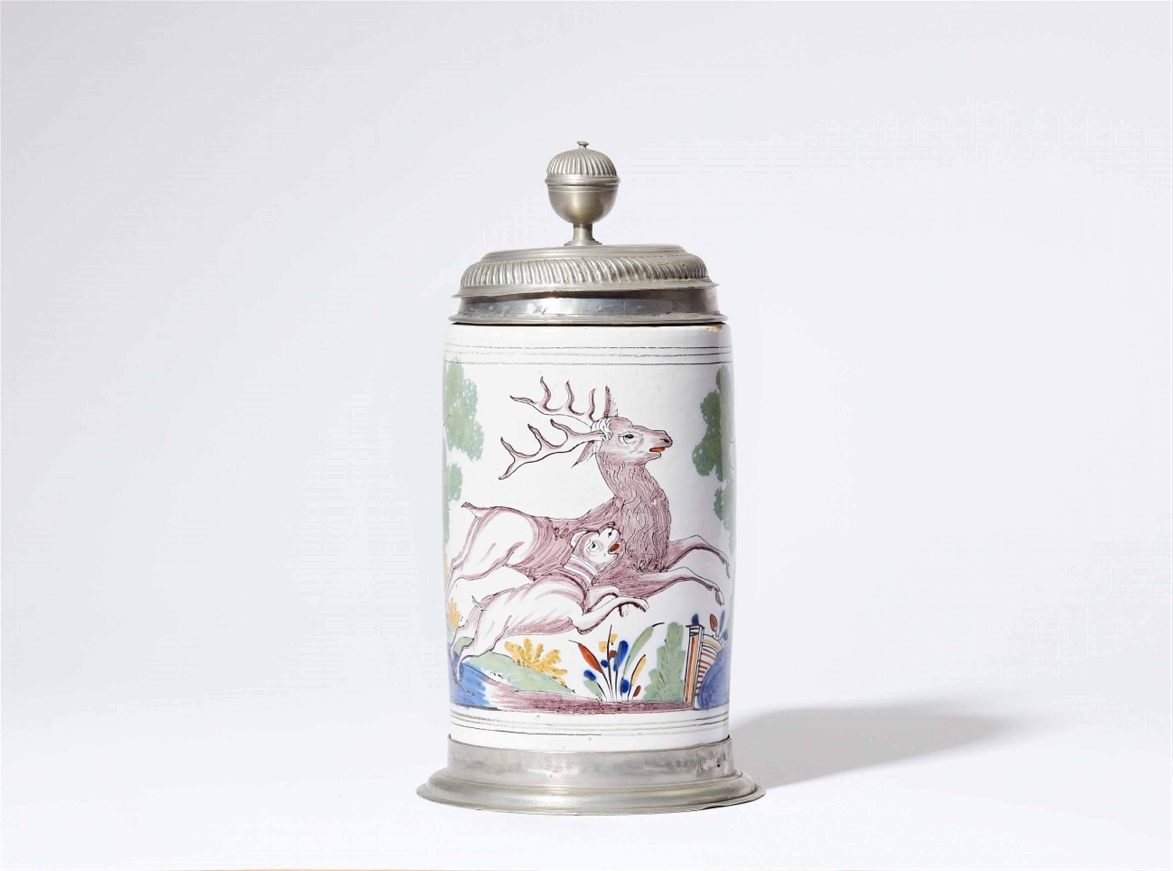 A Thuringian faience tankard with a hunting scene - image-1