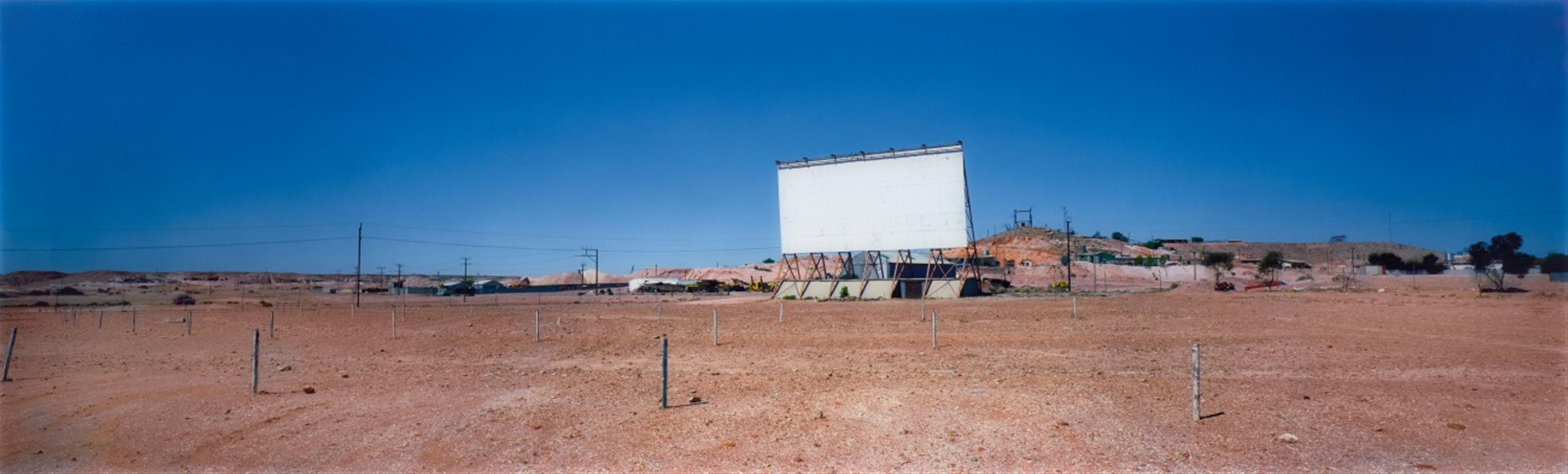 Wim Wenders - The Old Drive-In Theatre, Coober Pedy, Australien - image-1